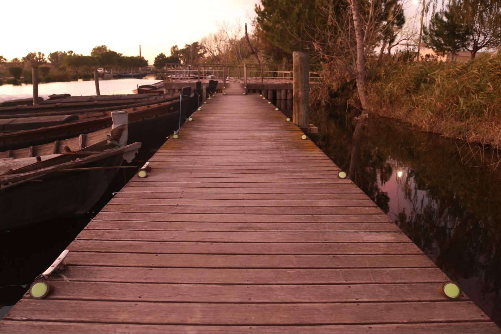 ¿Por qué la baliza truncada fotoluminiscente de Abadecom es una de las más elegidas?