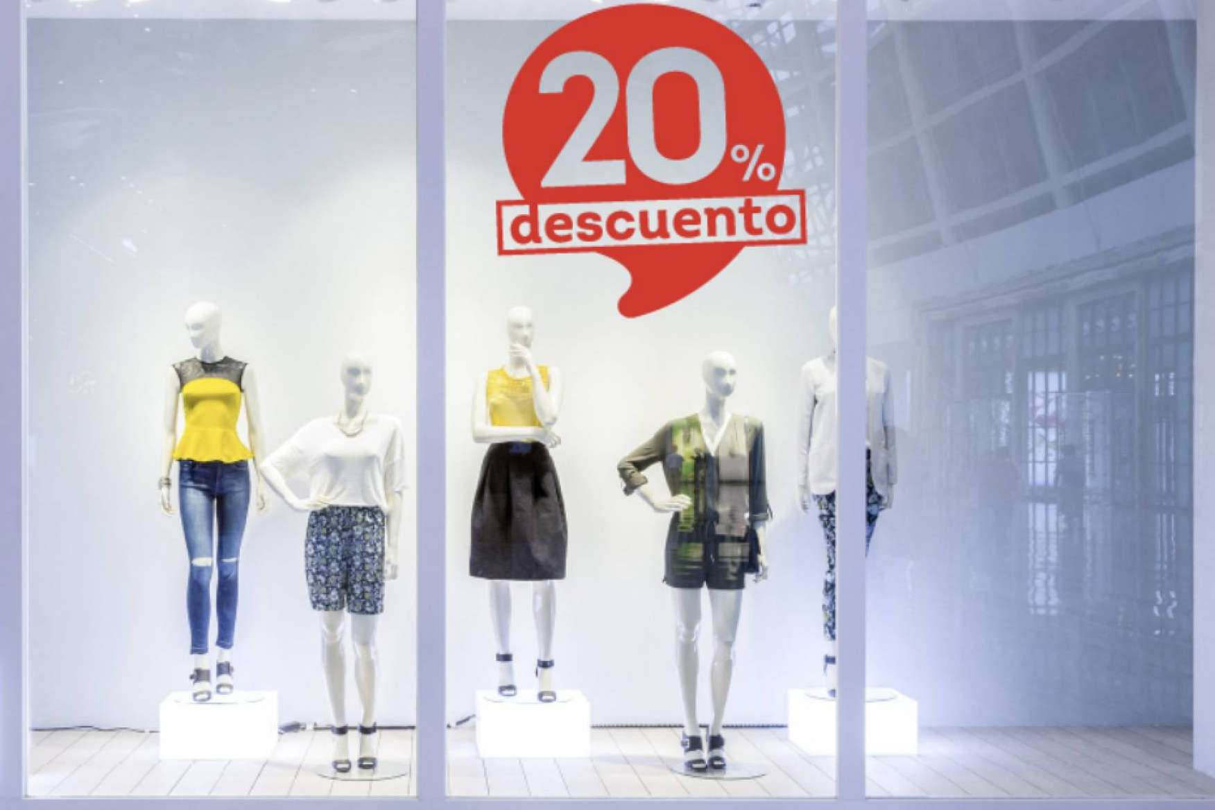tiendarotulación.com dispone de vinilo adhesivo para decorar espacios
