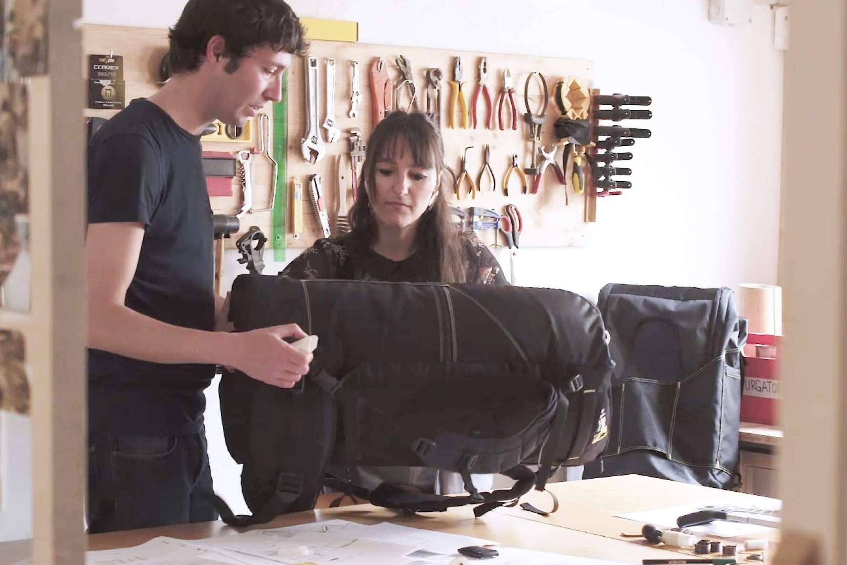 Funcionalidad y estilo son los principales objetivos en diseño industrial de la marca Gauzak