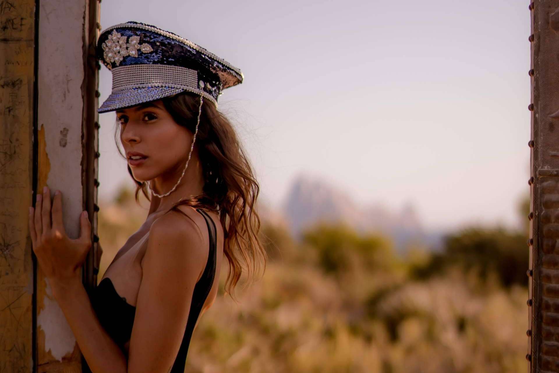 Sombreros tendencia en Ibiza en la firma de moda GIANIN
