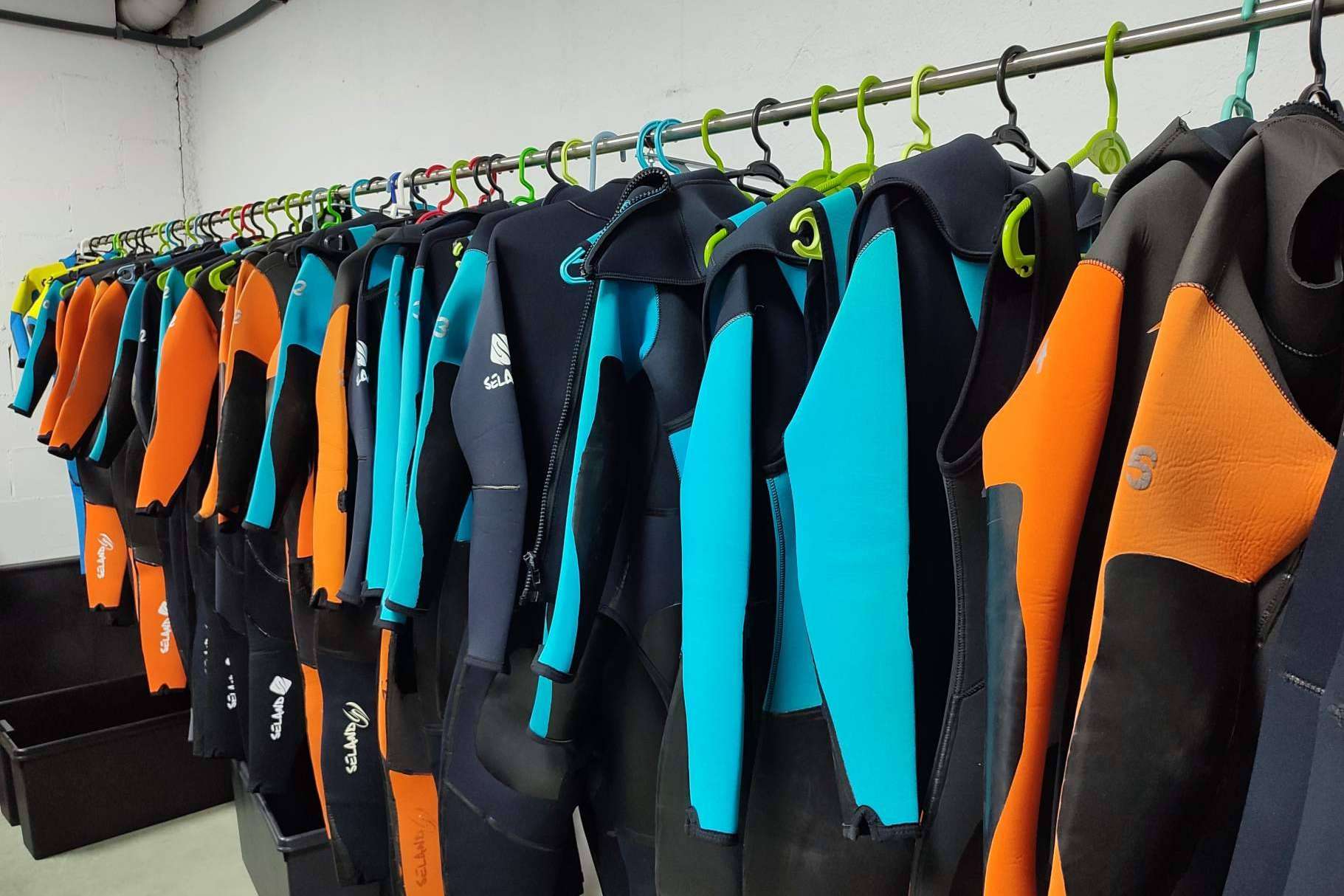 Una tienda de montaña en Barcelona donde alquilar material de montaña, Guía y Deportes de Aventura