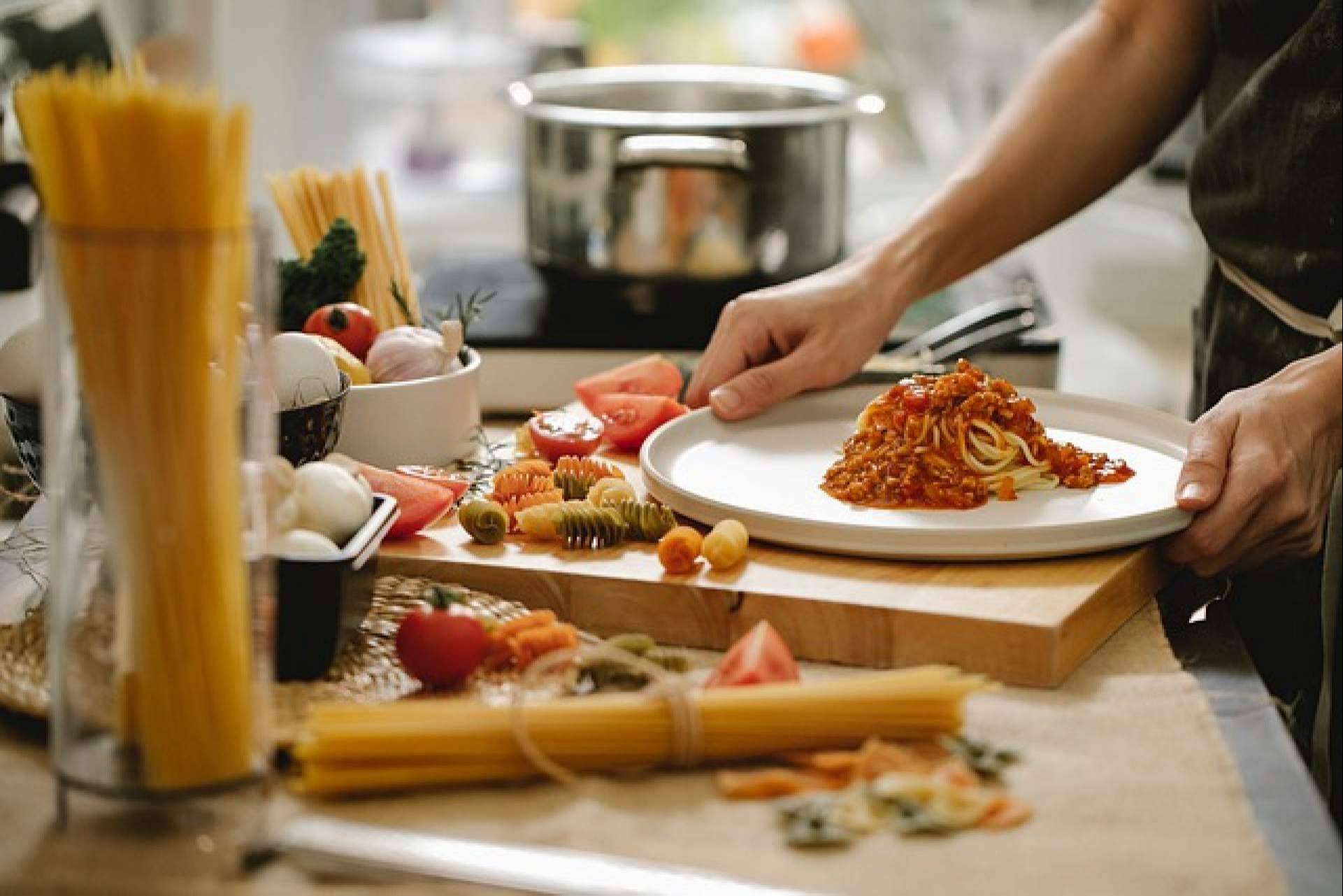 ¿Qué usos se le pueden dar al curso de manipulador de alimentos?, por Academia Tecnas