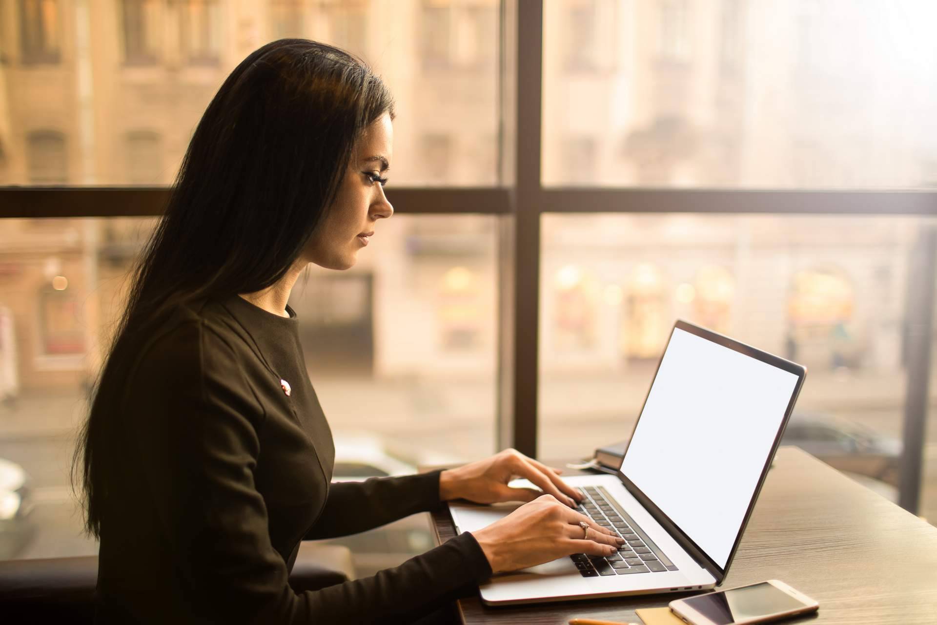 Herramientas que todo redactor debe conocer para crear contenido