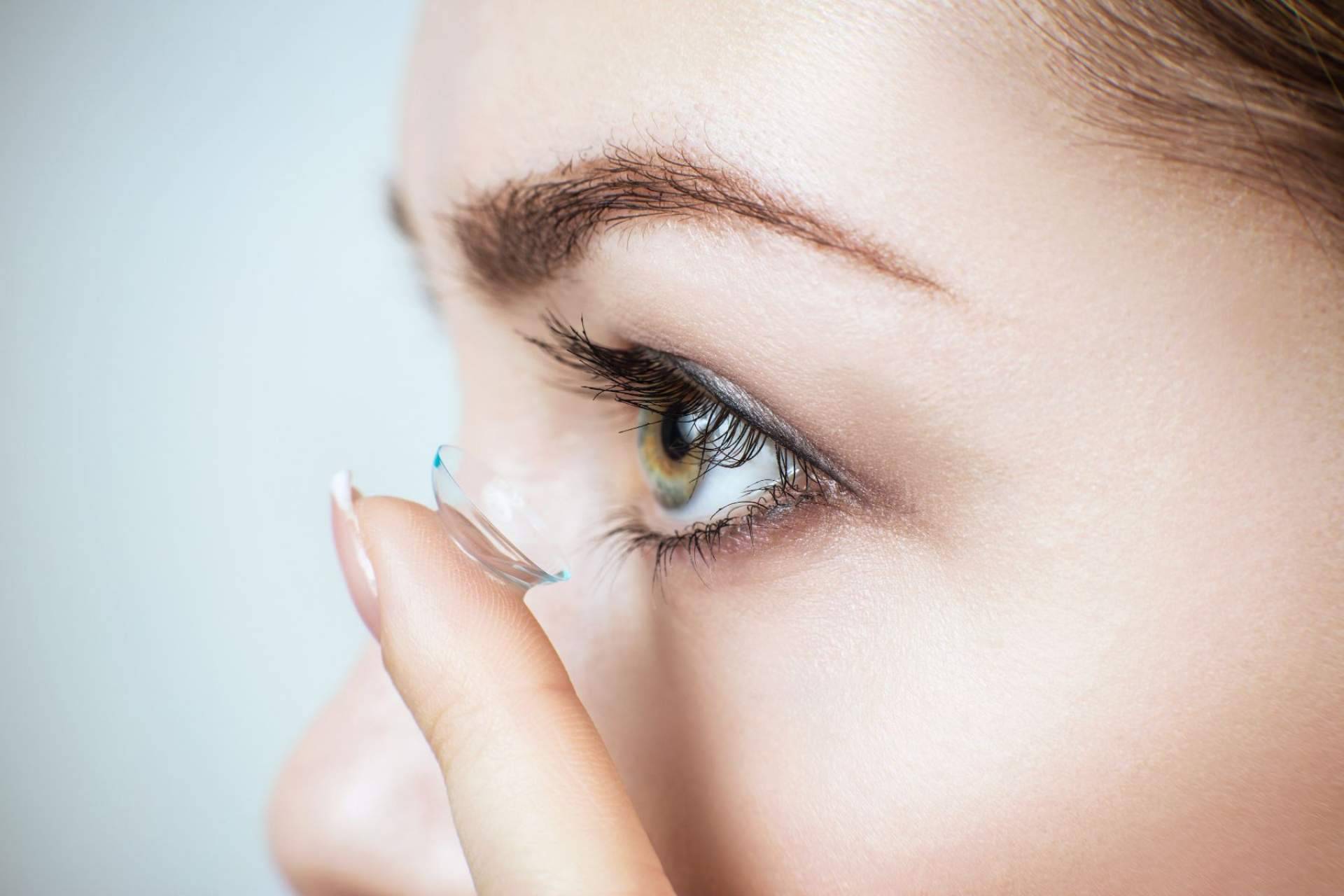 Todo lo que se debe saber sobre las lentillas para dormir