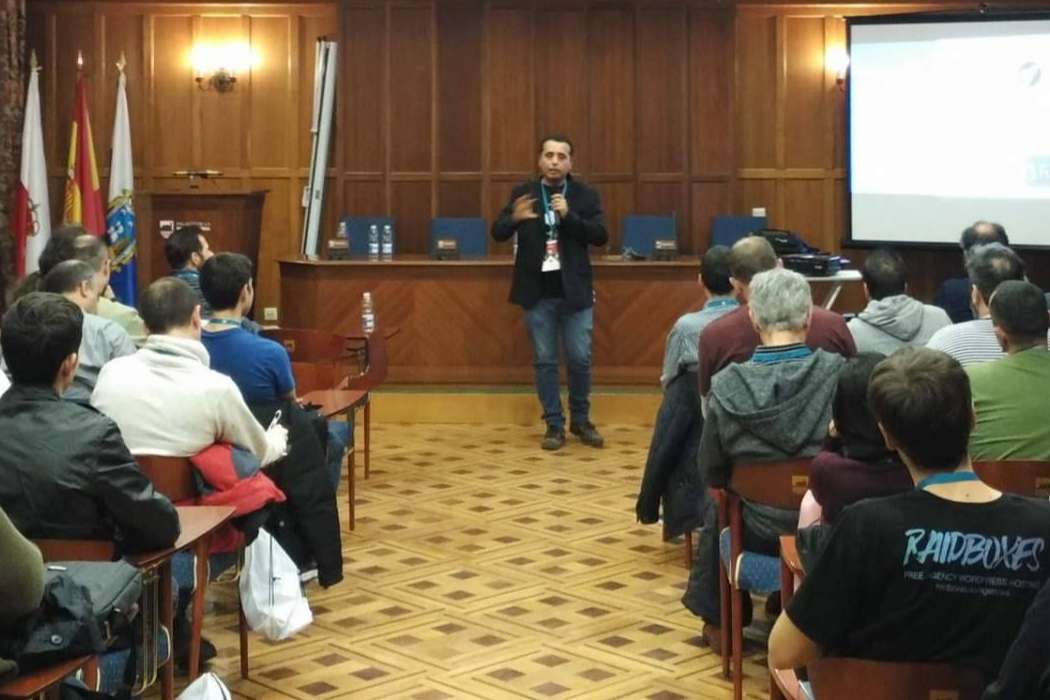 Carlos Herrera es una compañía dedicada al mundo digital