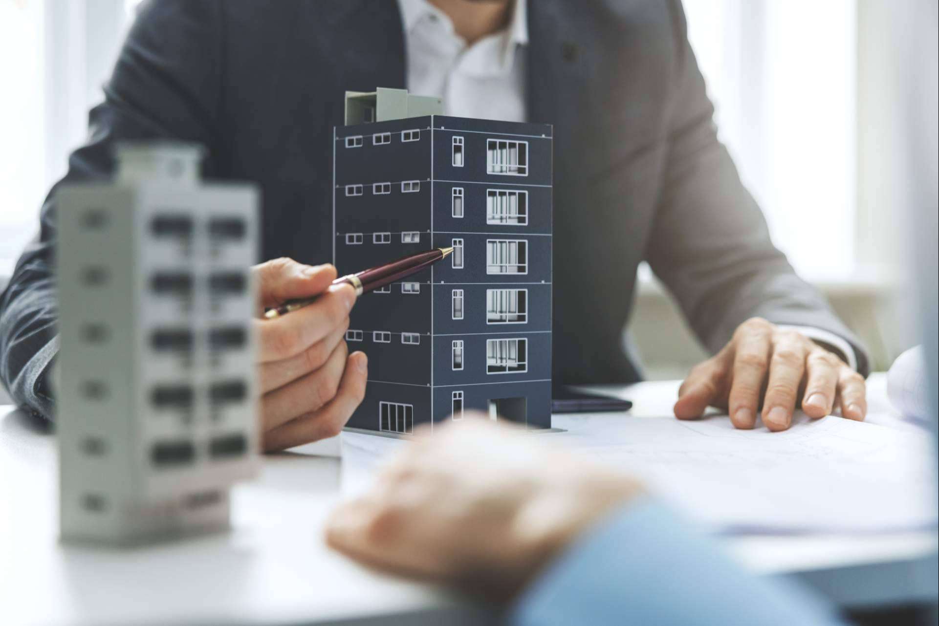 ¿Por qué es importante contar con un asesor experto en el sector inmobiliario a la hora de vender un inmueble?