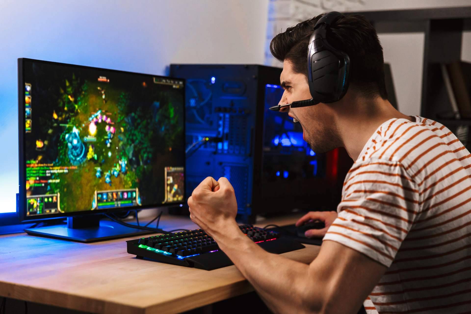 Grupo Oneway se adentra en la industria de los videojuegos mediante el evento 'El Mundo Gamer'