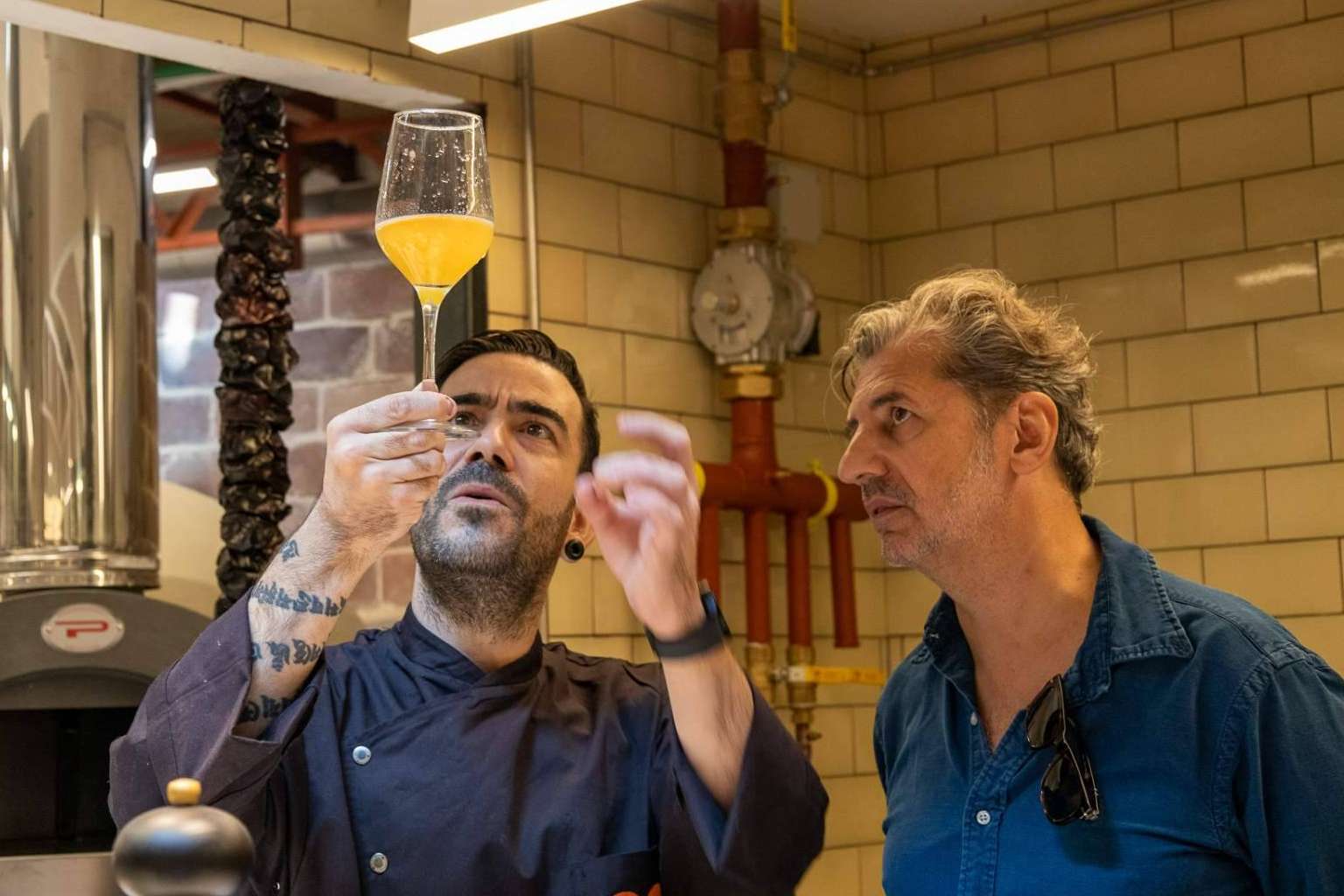 En Bruto permite disfrutar de la kombucha natural en Madrid
