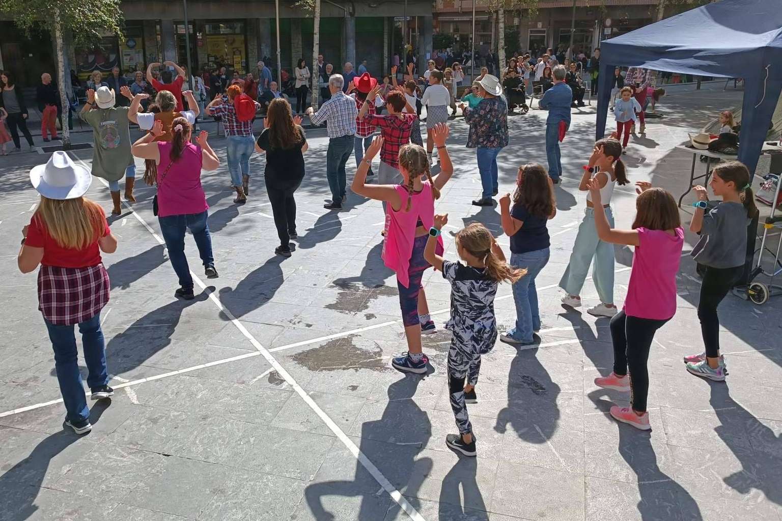 Asociación de Bailes de Salón Dance GM imparte los grados de evolución deportiva Line Dance