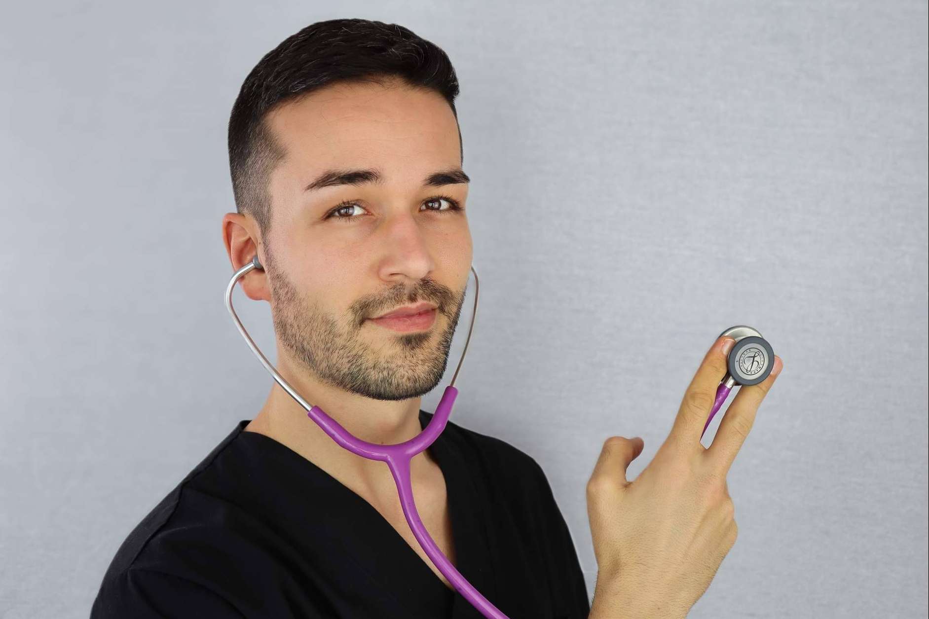 Uno de los influencers sanitarios mejor valorados, Carlos Pulito González