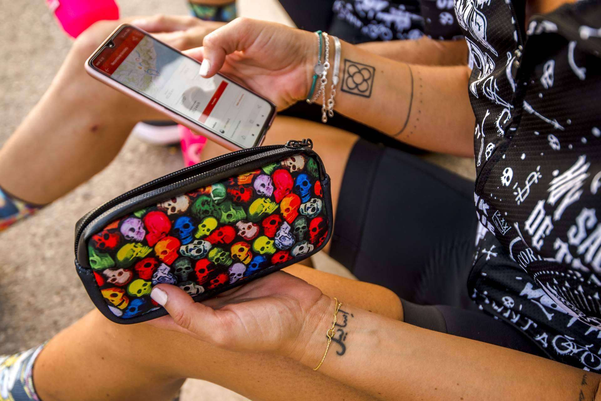 ¿Dónde encontrar artículos de regalo para ciclistas y deportistas? Maldita Buena Suerte