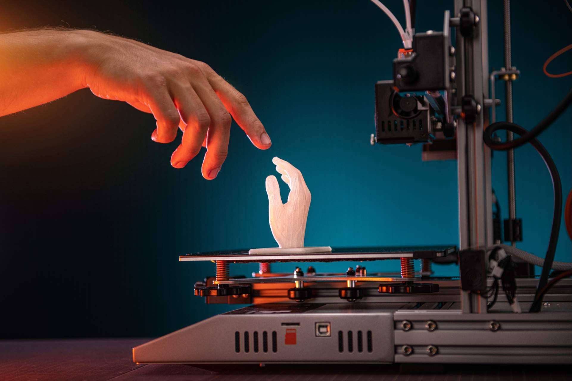 Impresión 3D industrial a partir de plásticos resistentes al desgaste de igus
