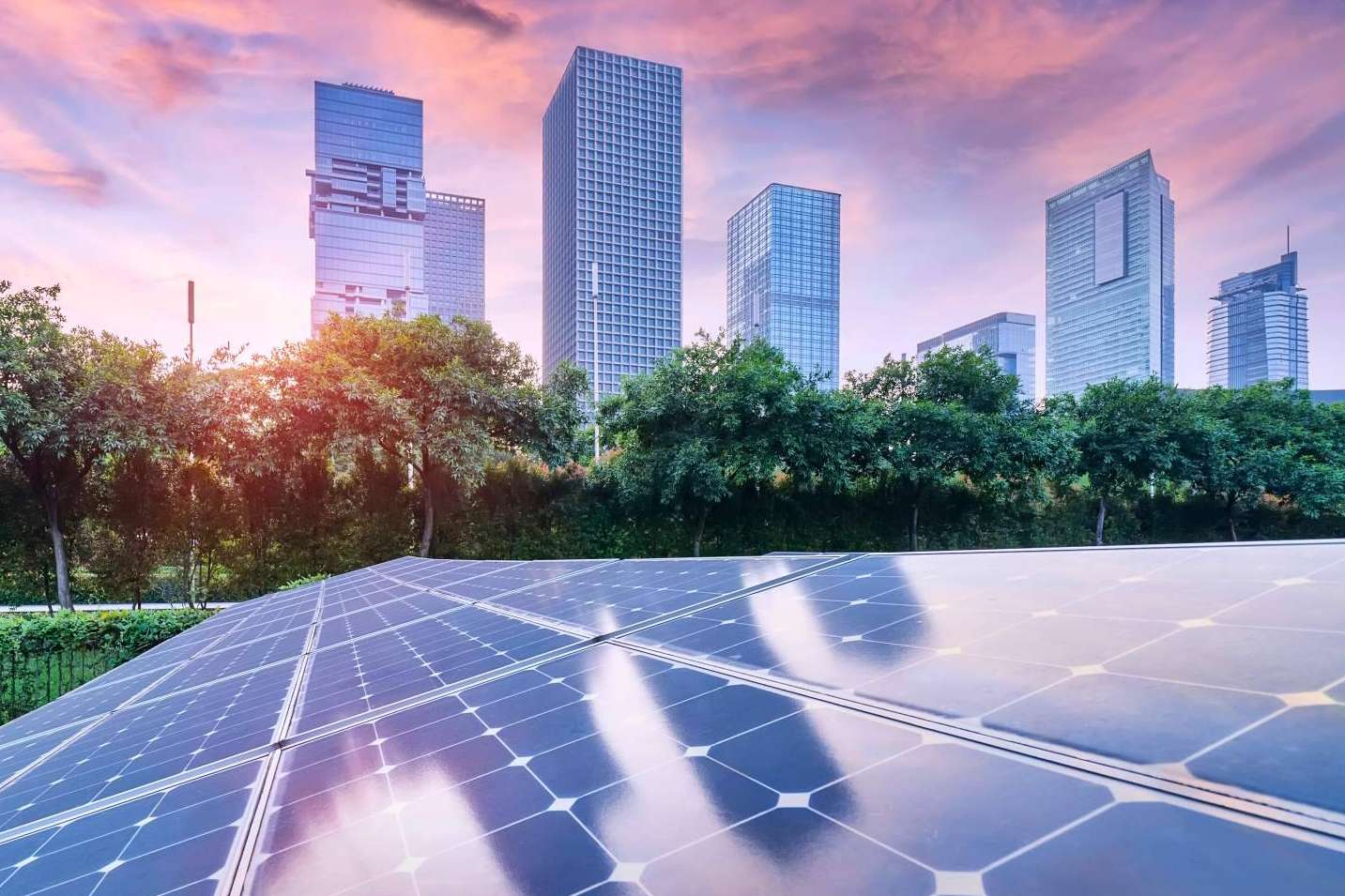 ¿Qué ahorro supone la instalación de placas solares en Málaga?, por la empresa Energías Lumilec