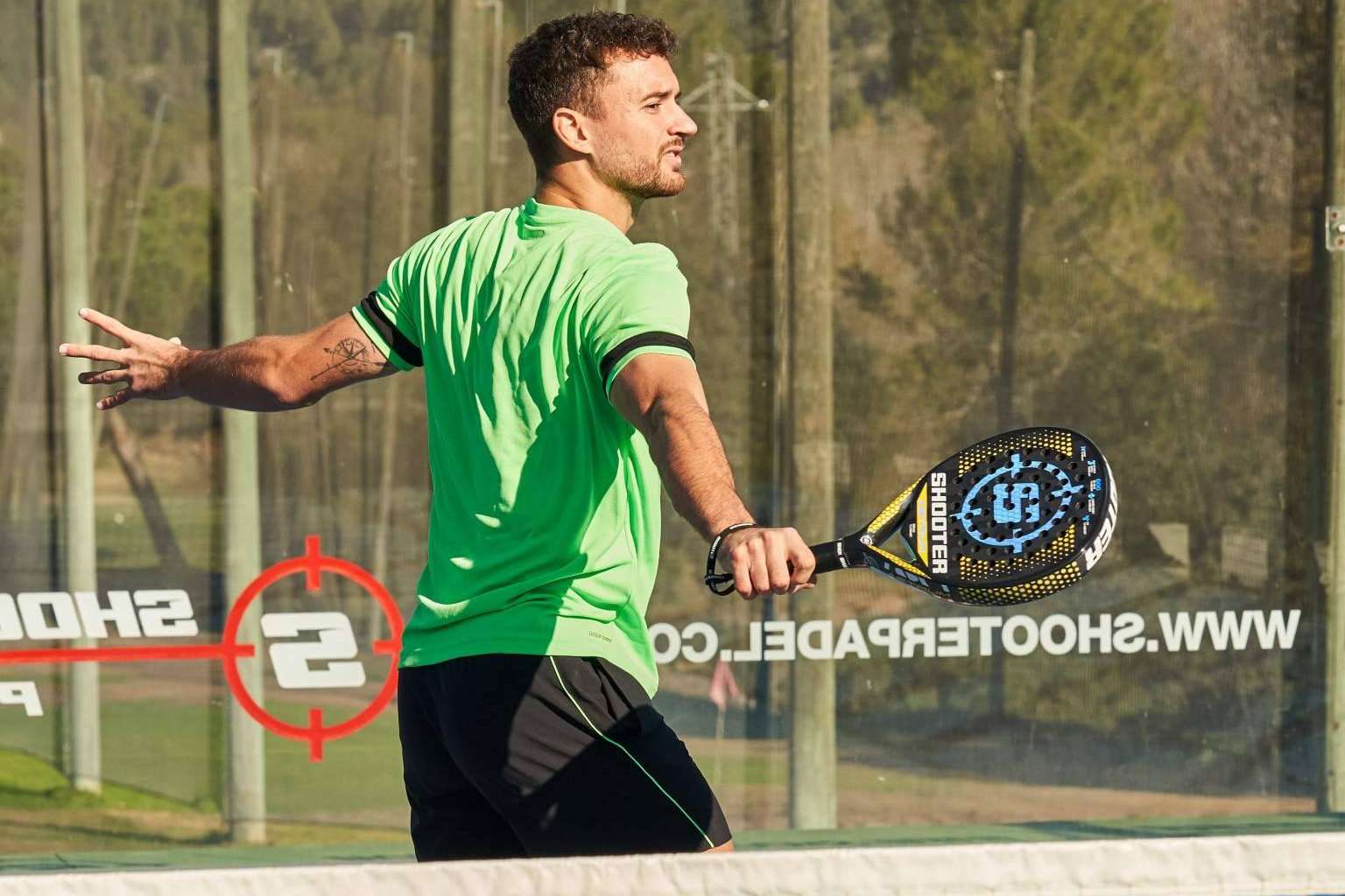 Palas de pádel SHOOTER PADEL de altas prestaciones especialmente diseñadas para evitar lesiones