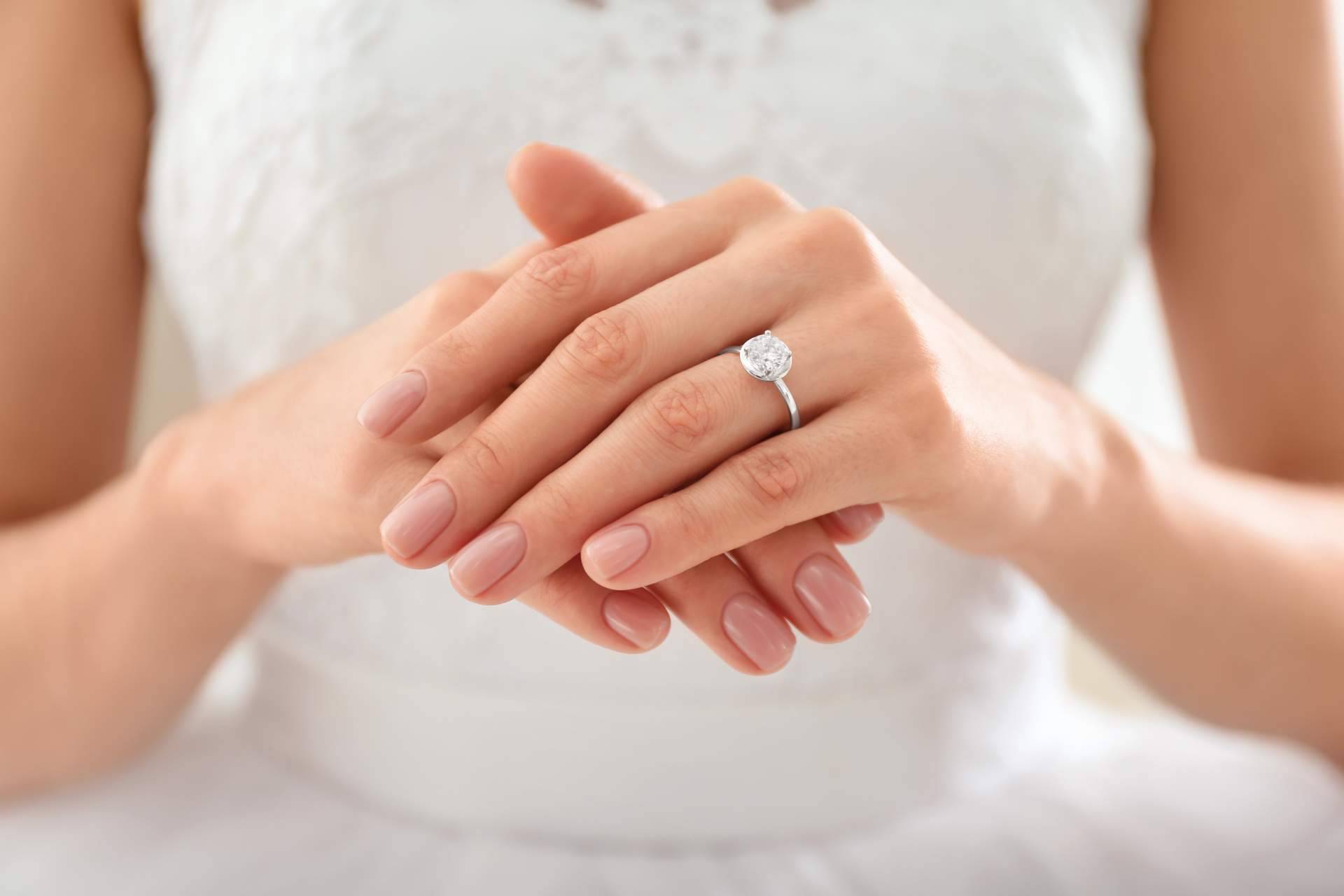 Tendencias en anillos de compromiso con Jael Joyería