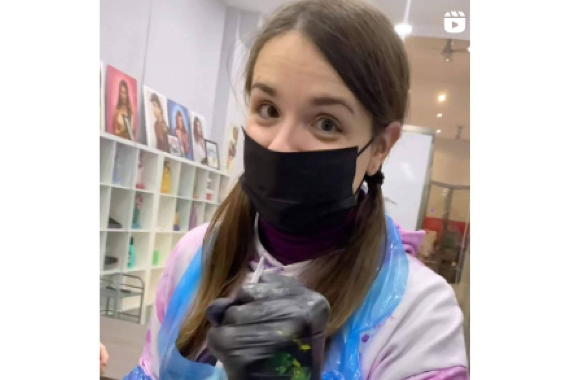 Laura Caselles, la tatuadora que convierte los antiguos tatuajes en obras de arte