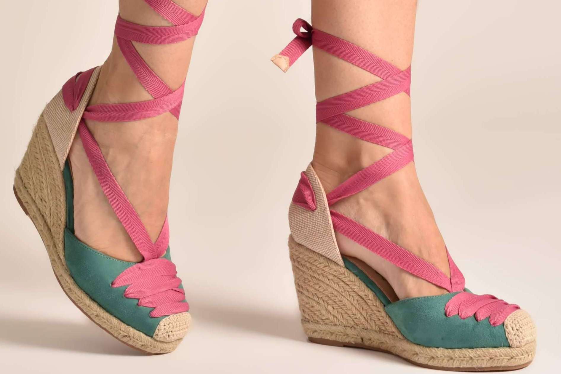 La amplia variedad de sandalias que ofrece Azarey son el aliado perfecto para cualquier ocasión