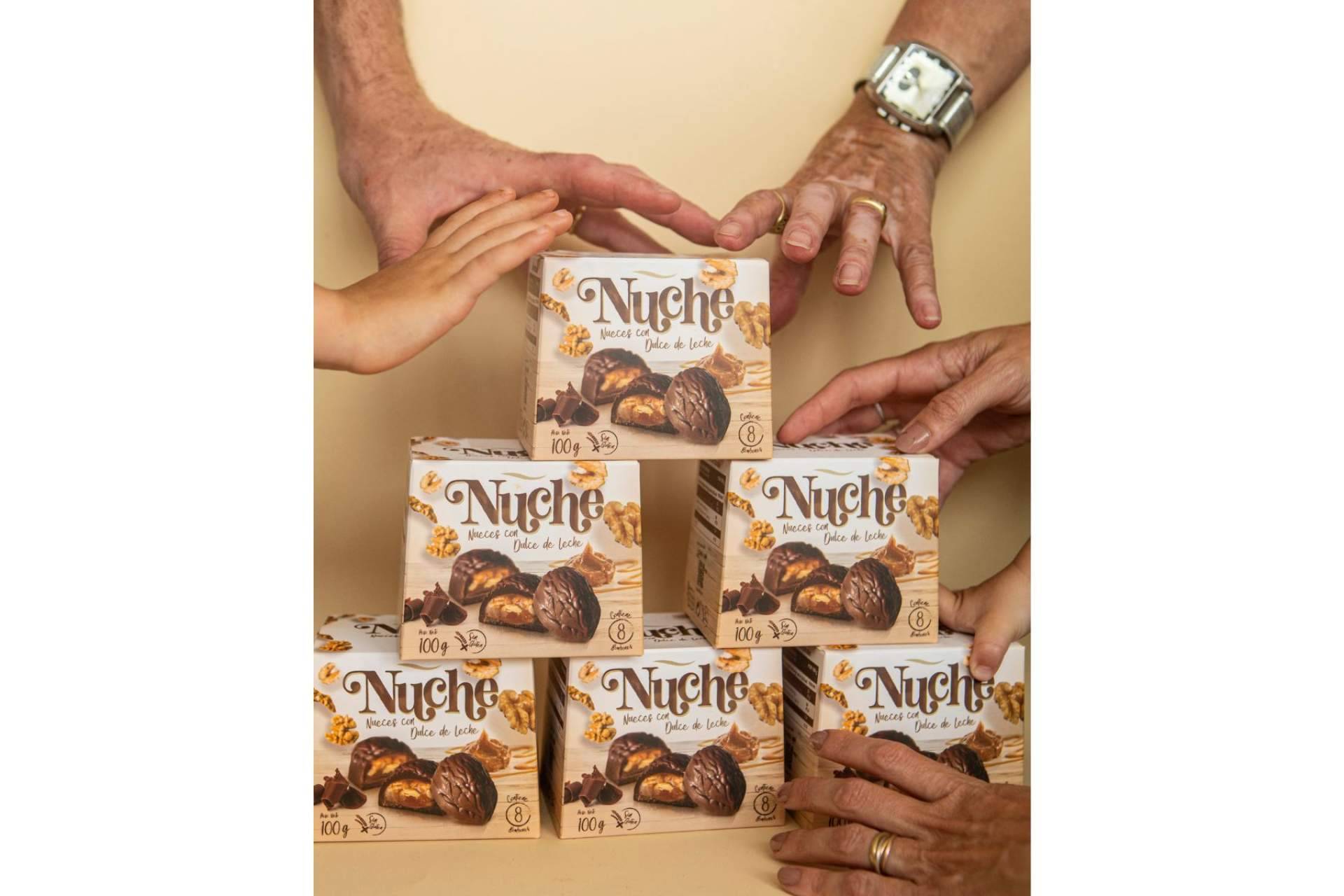 La nueva marca de bombones de chocolate con forma de nuez que causa furor en Europa, Nuche