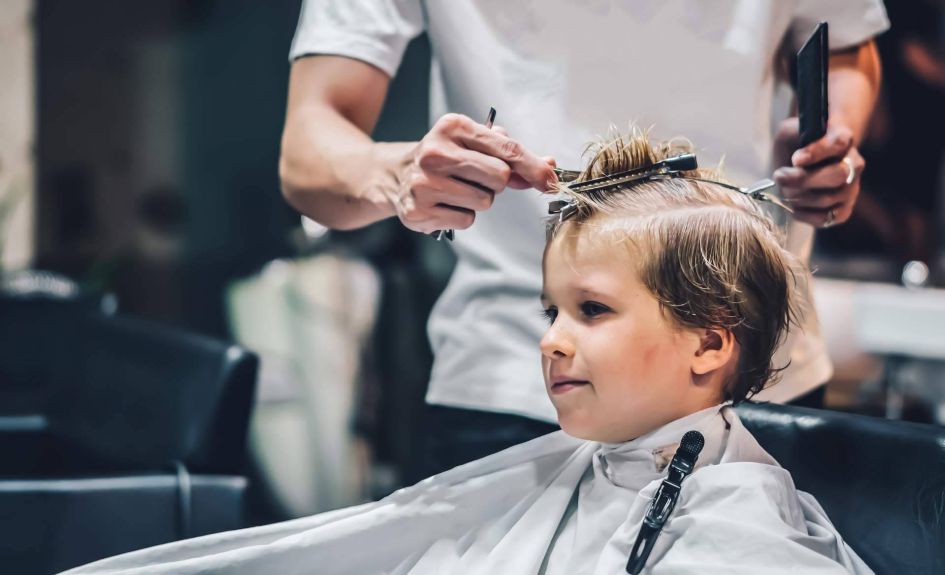 Un espacio ideal para que niñas y niños reciban un corte de pelo en A Coruña, la Pelu Kids