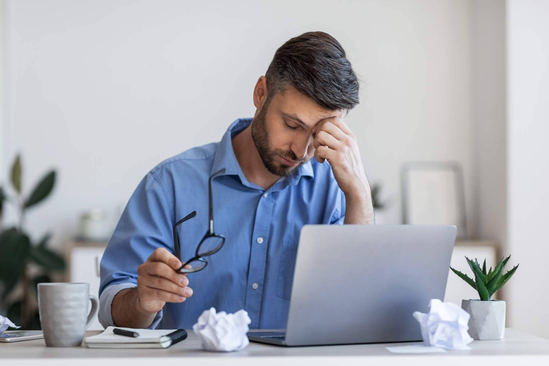 Tratamiento para la ansiedad originada por los exámenes y el trabajo de la mano de los profesionales de Centro Médico Bravo