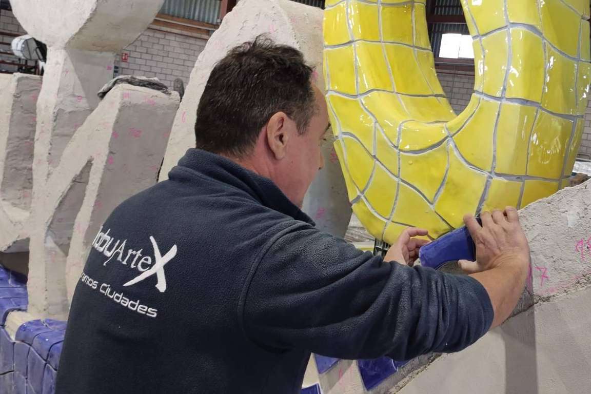 Unir la artesanía tradicional con el mobiliario urbano con Mobuartex