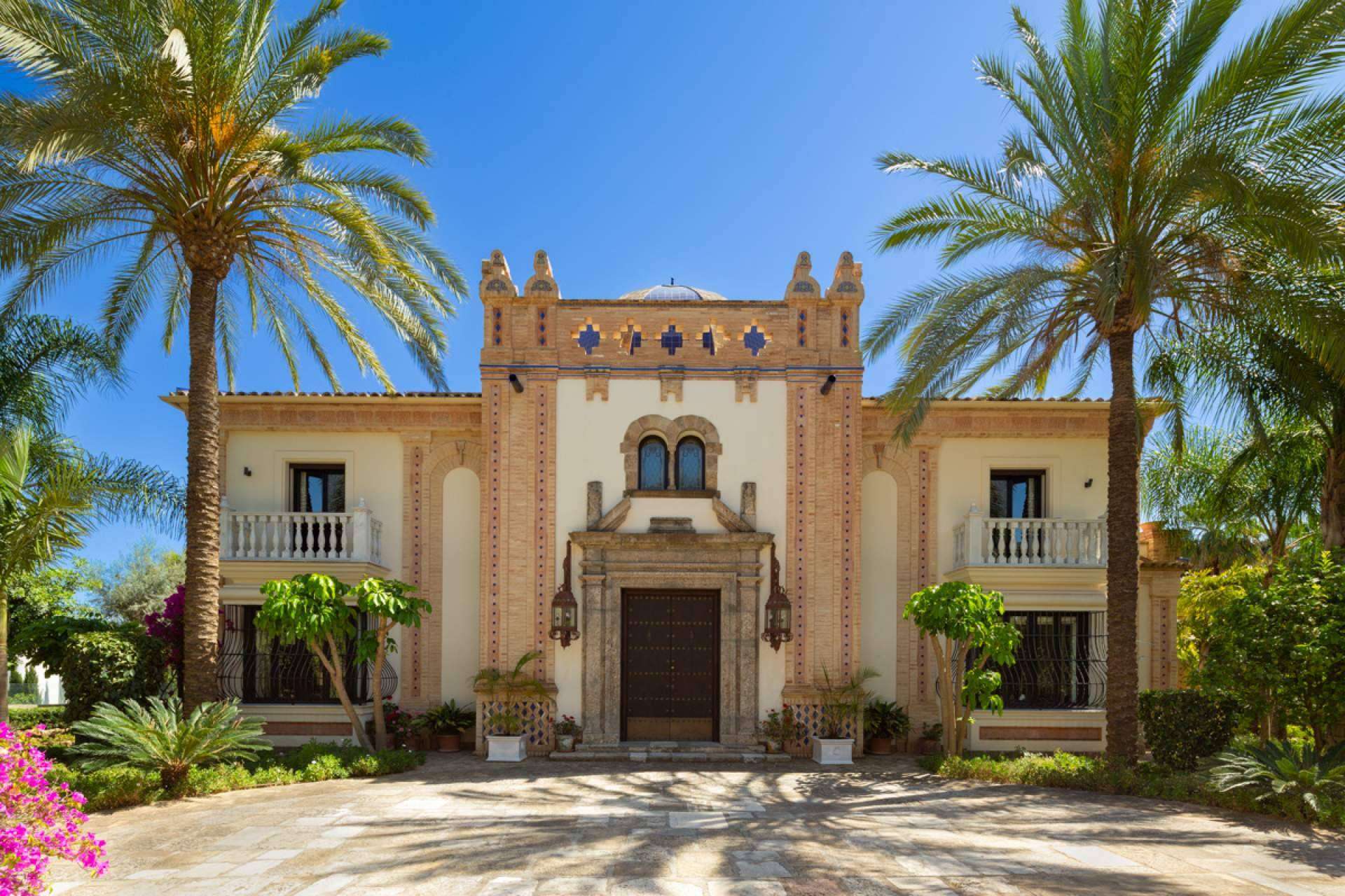 Comprar una residencia de lujo en Marbella es más fácil gracias al asesoramiento de Zeuthen & Company