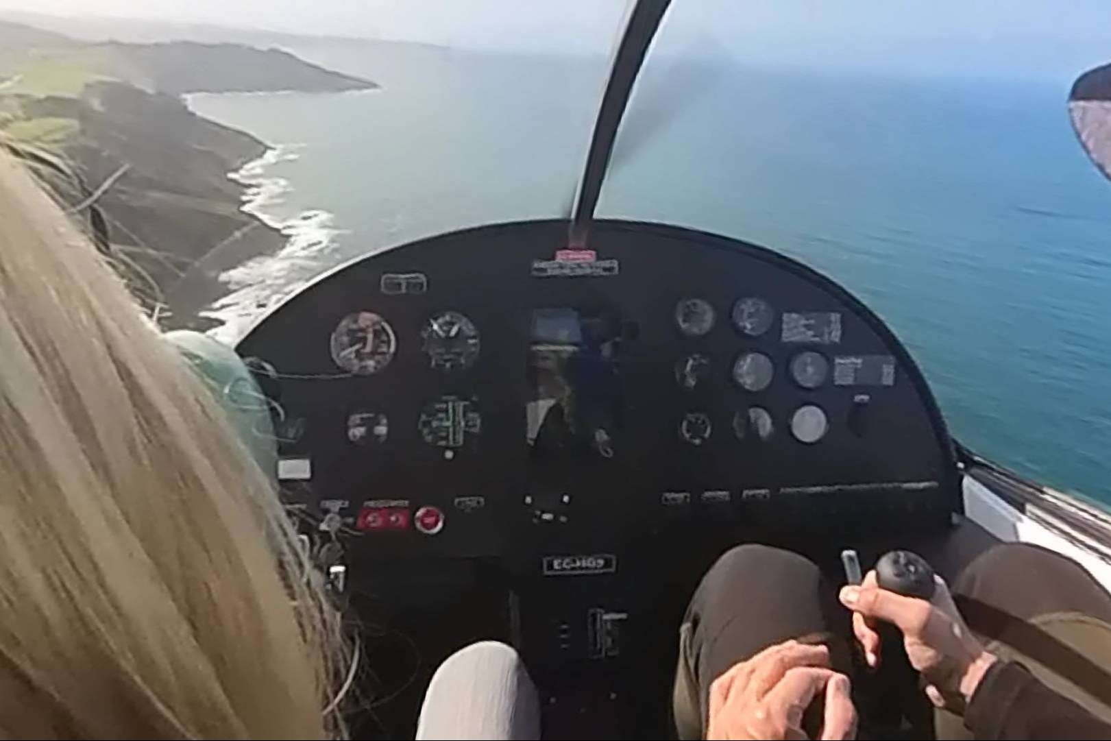 ¿Es posible aterrizar un avión sin tener ni idea de volar?