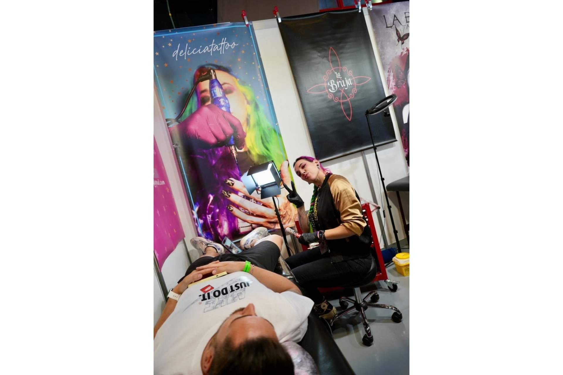 La Granada Tattoo Expo, un éxito rotundo donde el tatuaje y el arte urbano han sido ensalzados