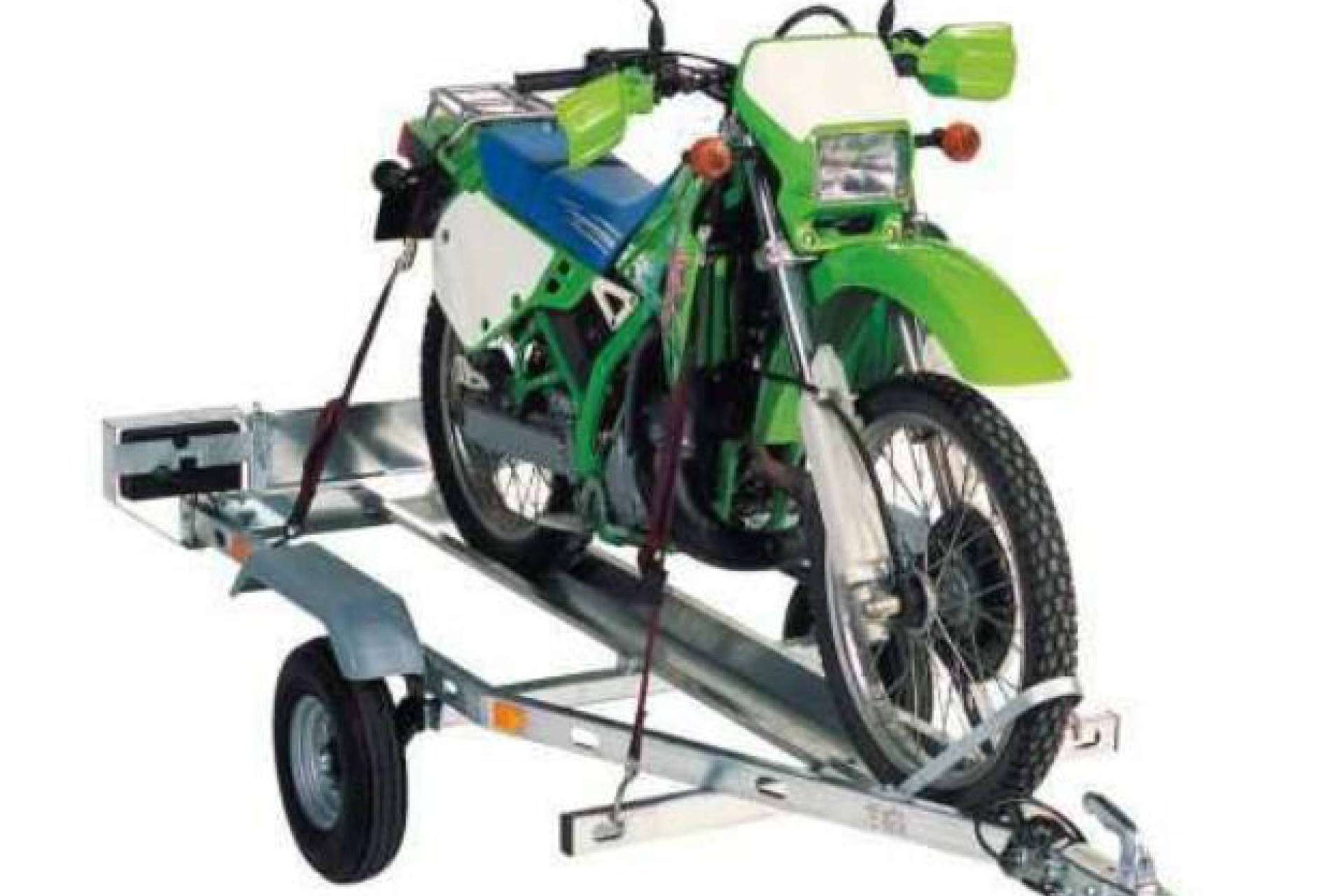 Busco Remolque proporciona una guía del uso de remolques para motos España