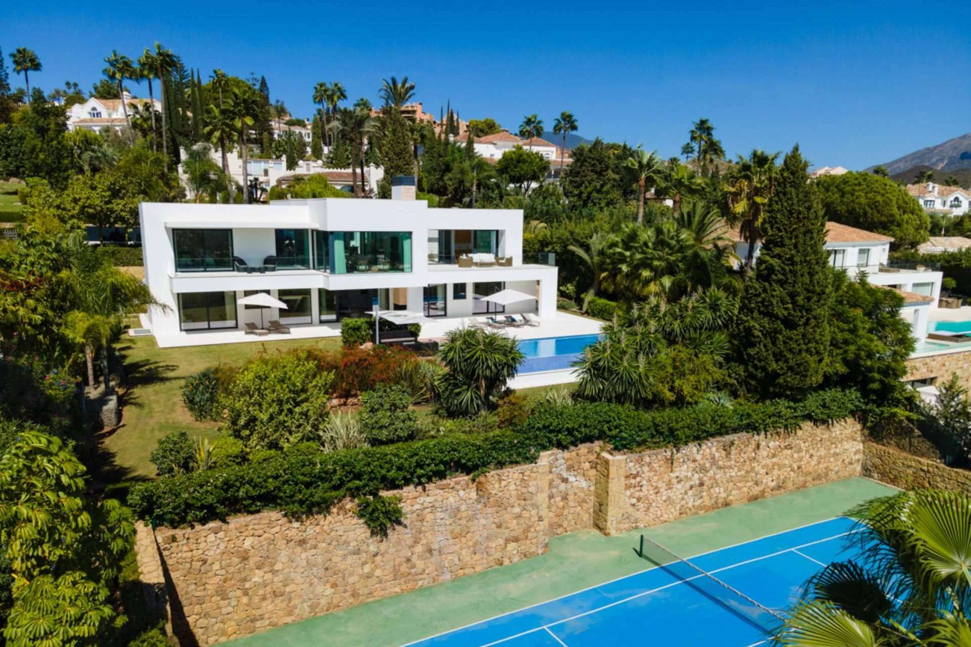 Zeuthen & Company amplía su oferta de villas de lujo en Marbella para satisfacer la creciente demanda