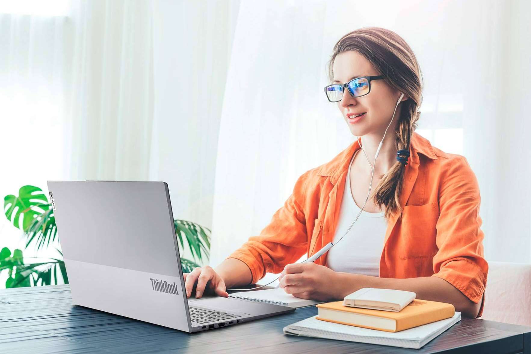 Los portátiles ThinkBook de Lenovo, la elección idónea para las pymes