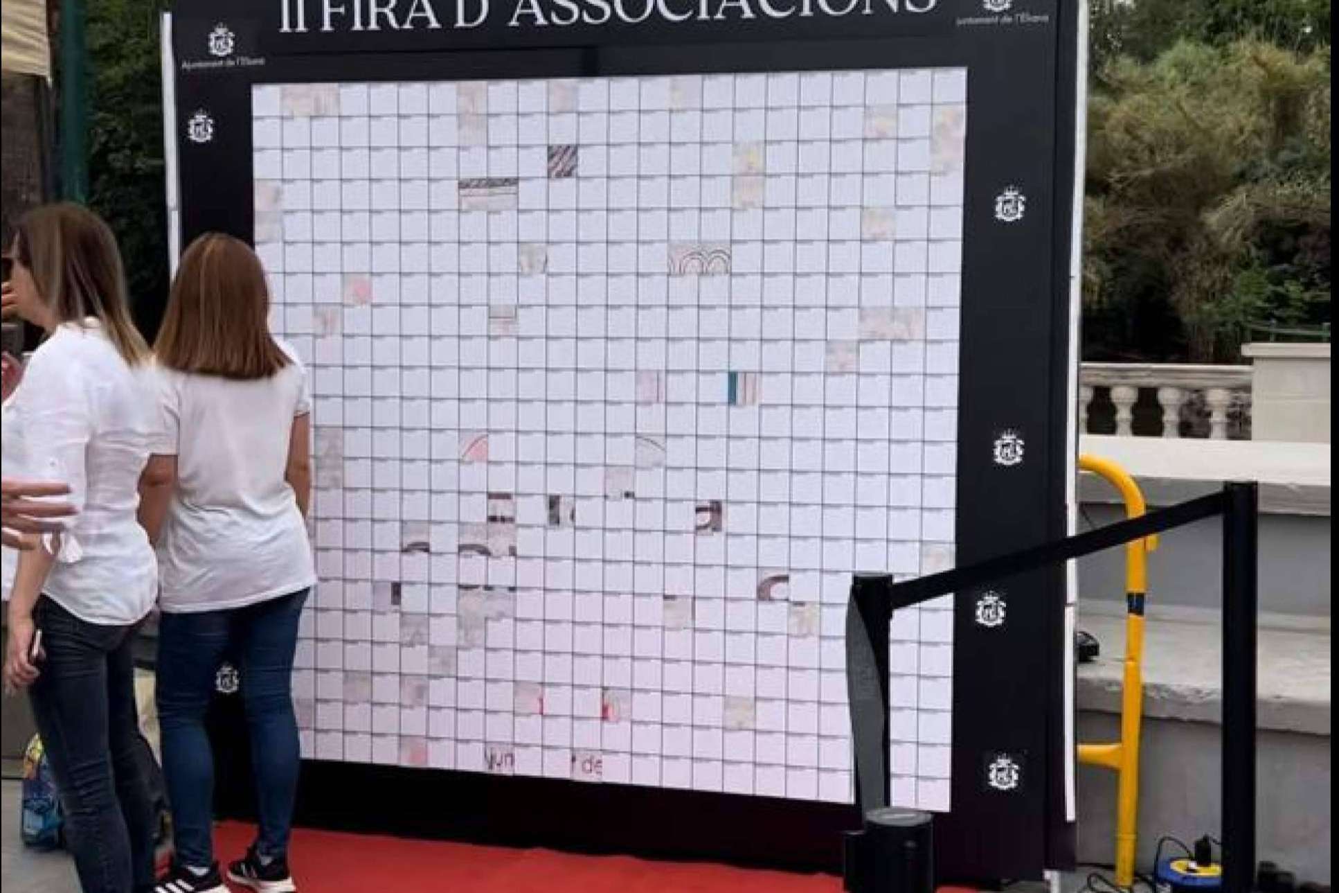Incentivar la interacción de las personas con el fotomatón mosaic, de la mano de Foto Show