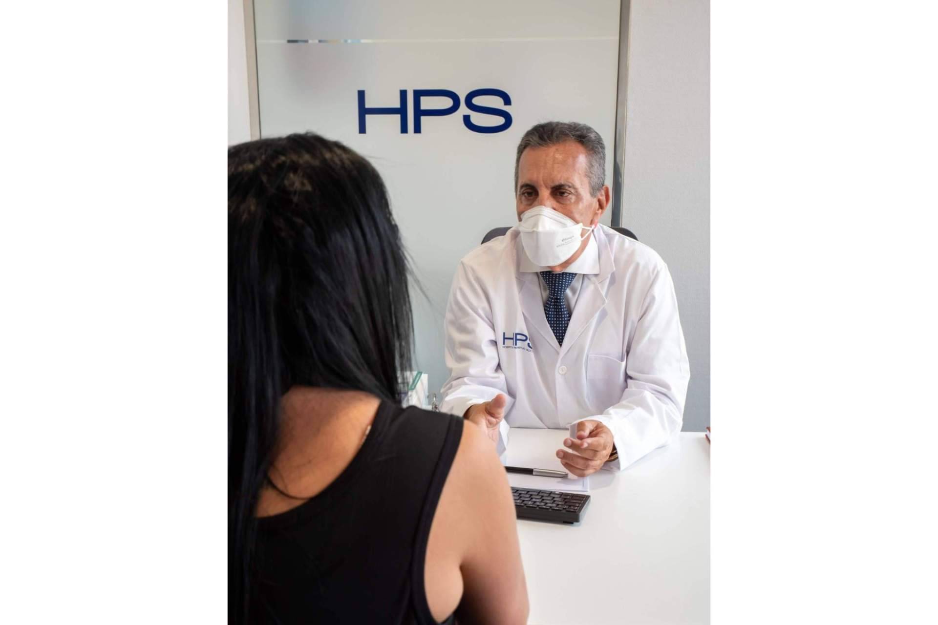 El Dr. Julián Castillo aplica técnicas avanzadas de gluteoplastia en Canarias