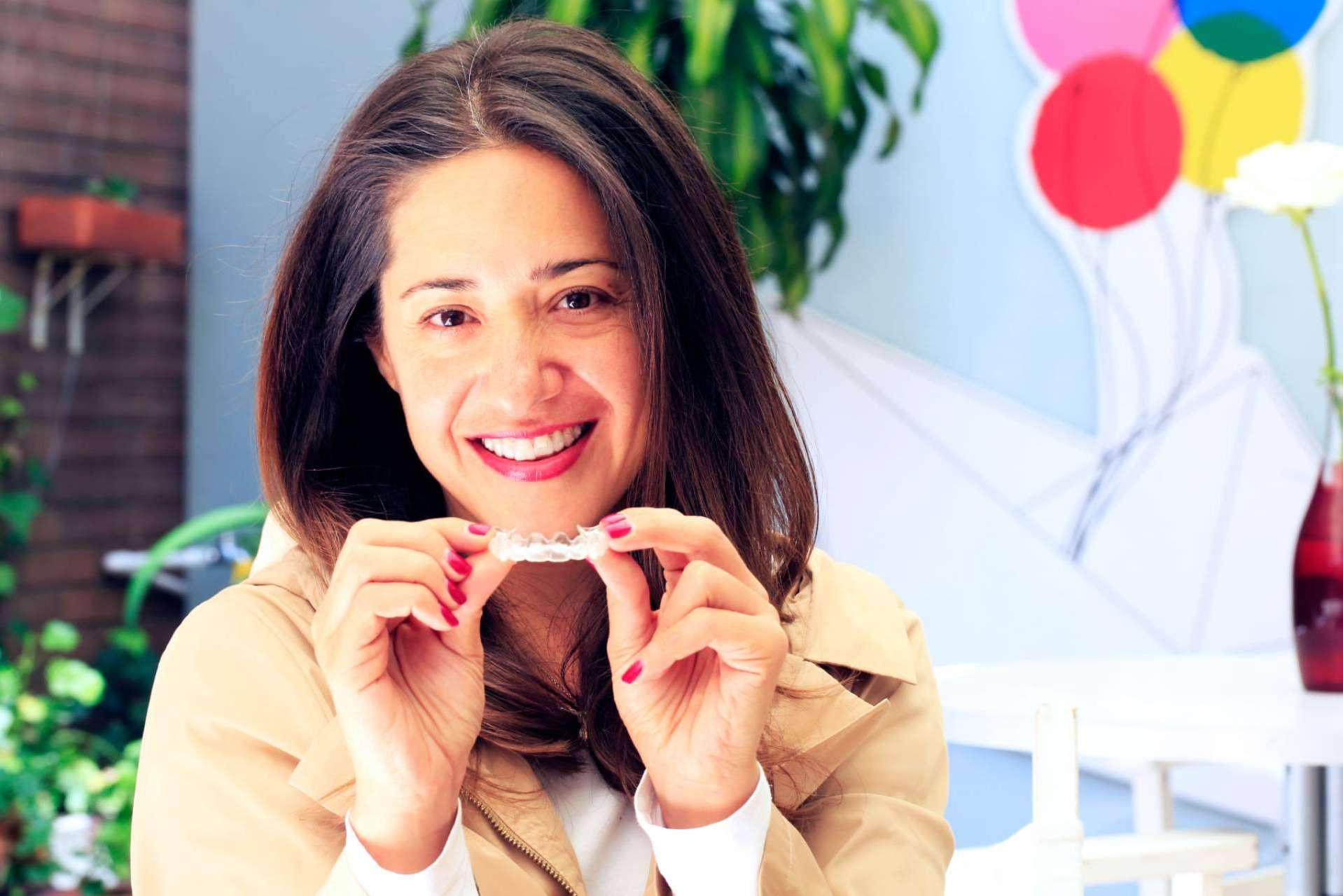 El catálogo de Odontología de Marlon Becerra, ortodoncia Invisalign y más