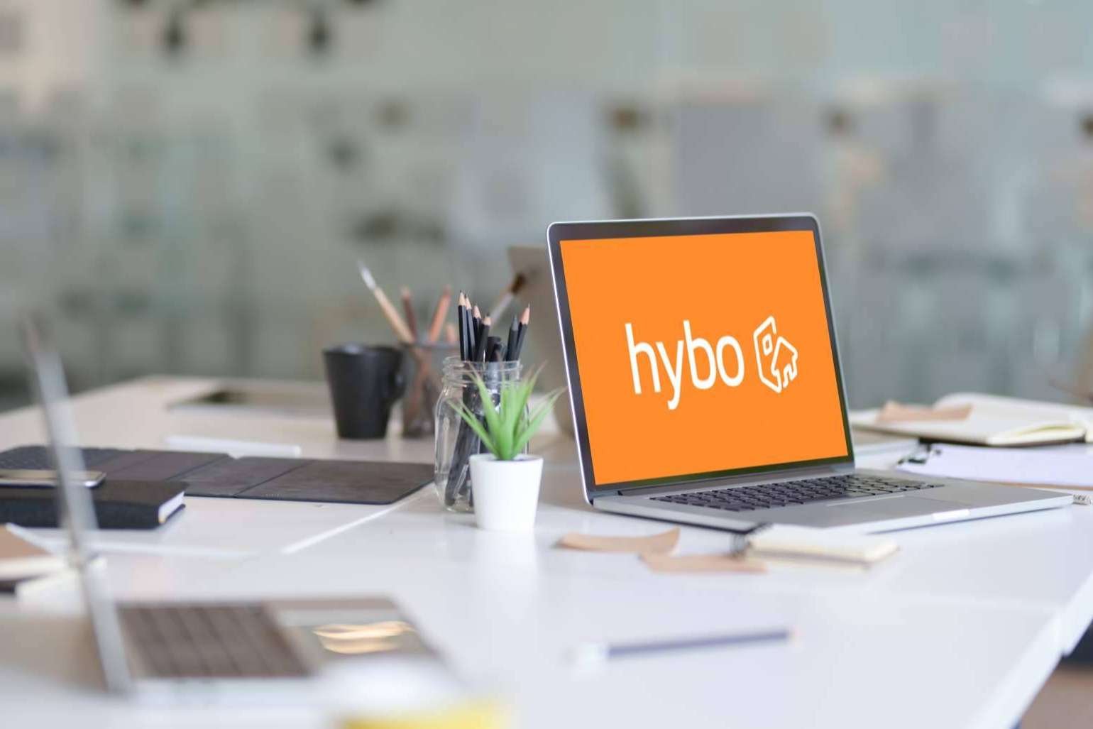 ¿Qué ahorro genera para una empresa contar con el gestor Hybo?