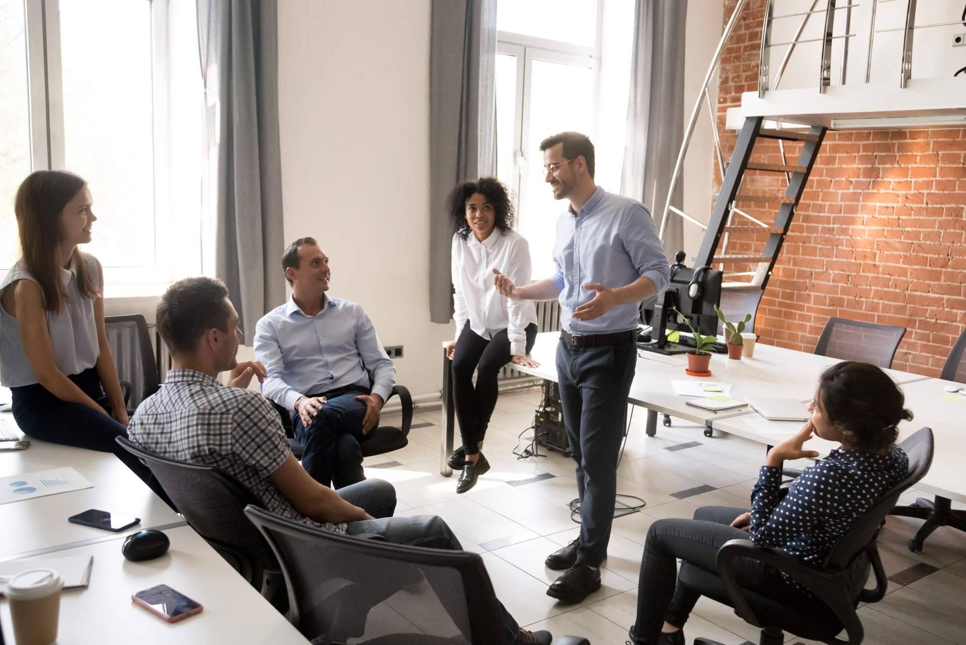 ¿Qué necesitan las personas que gestionan equipos?, formación en liderazgo