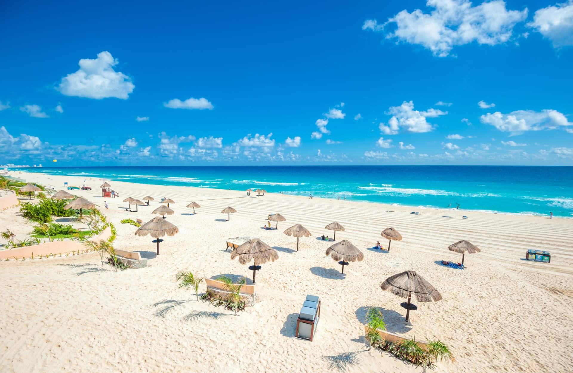 Vivir una experiencia para conducir una lancha rápida en Cancún de la mano de Jungle Tour