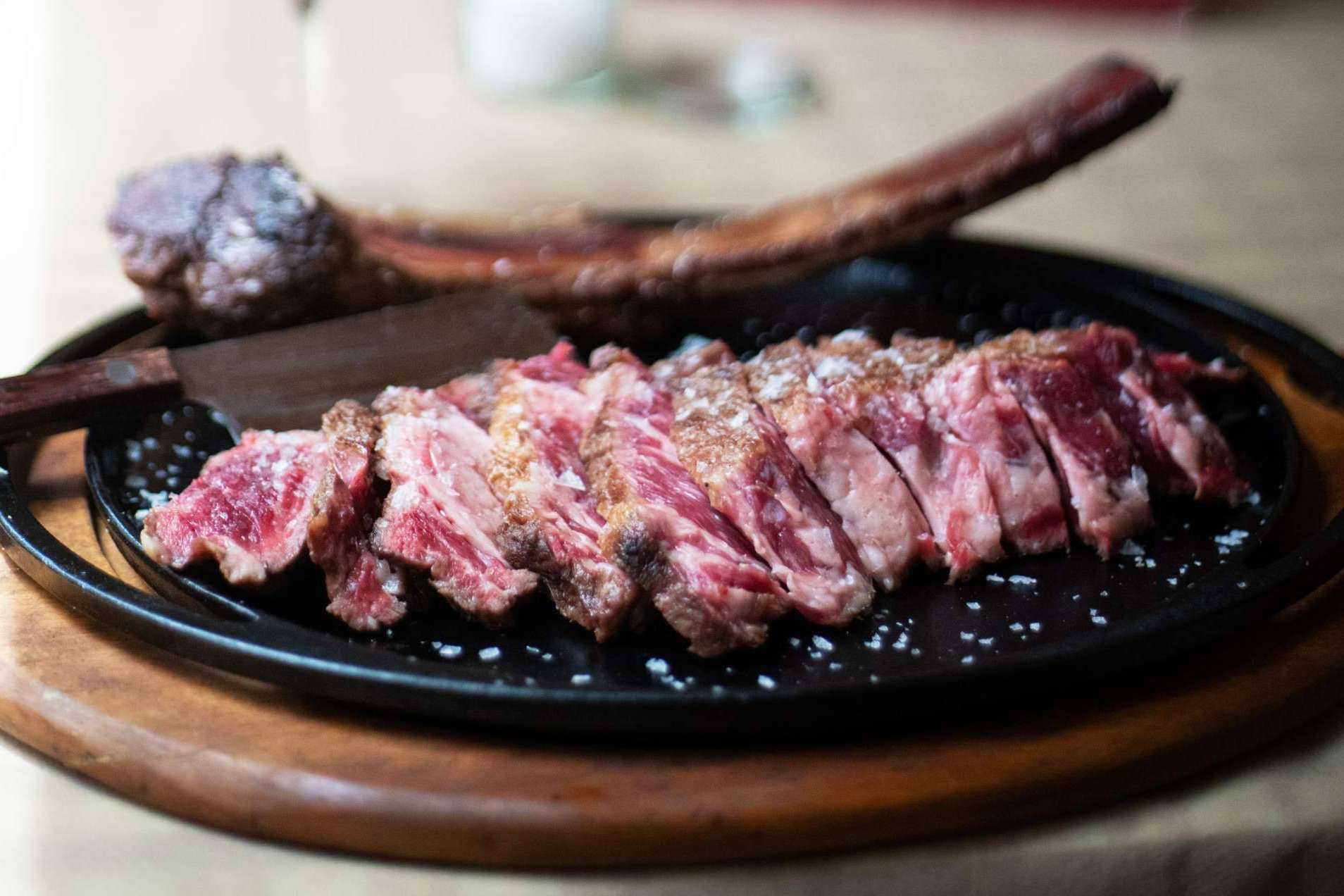 Variedad en los mejores cortes de carne en los restaurantes Pagus Pasta y Grill