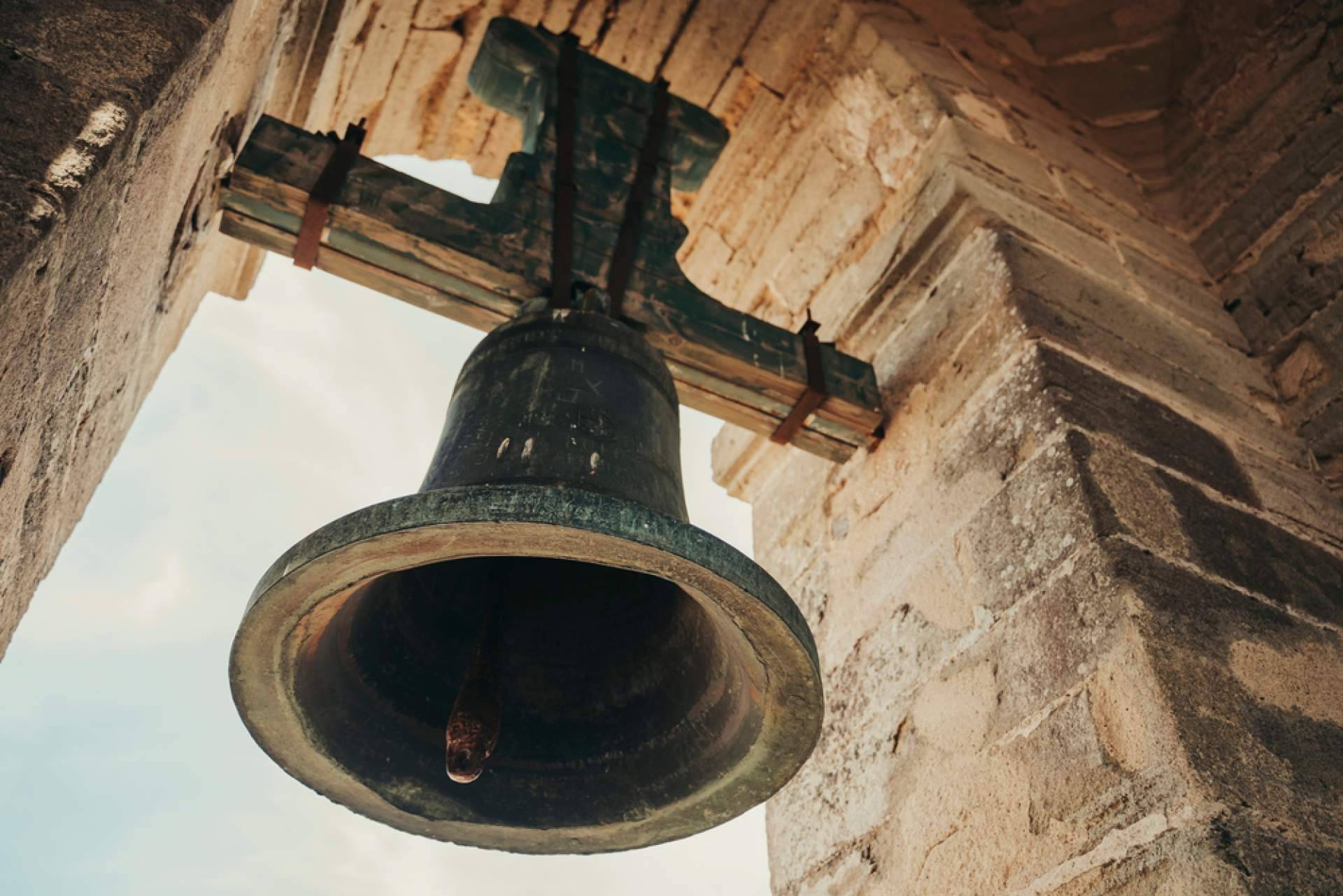Mejorar la acústica en espacios religiosos con el sistema de megafonía de Belltron
