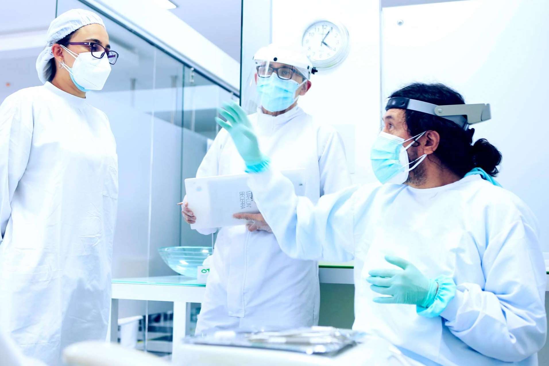Odontología de Marlon Becerra se encarga del diseño de sonrisas en Bogotá