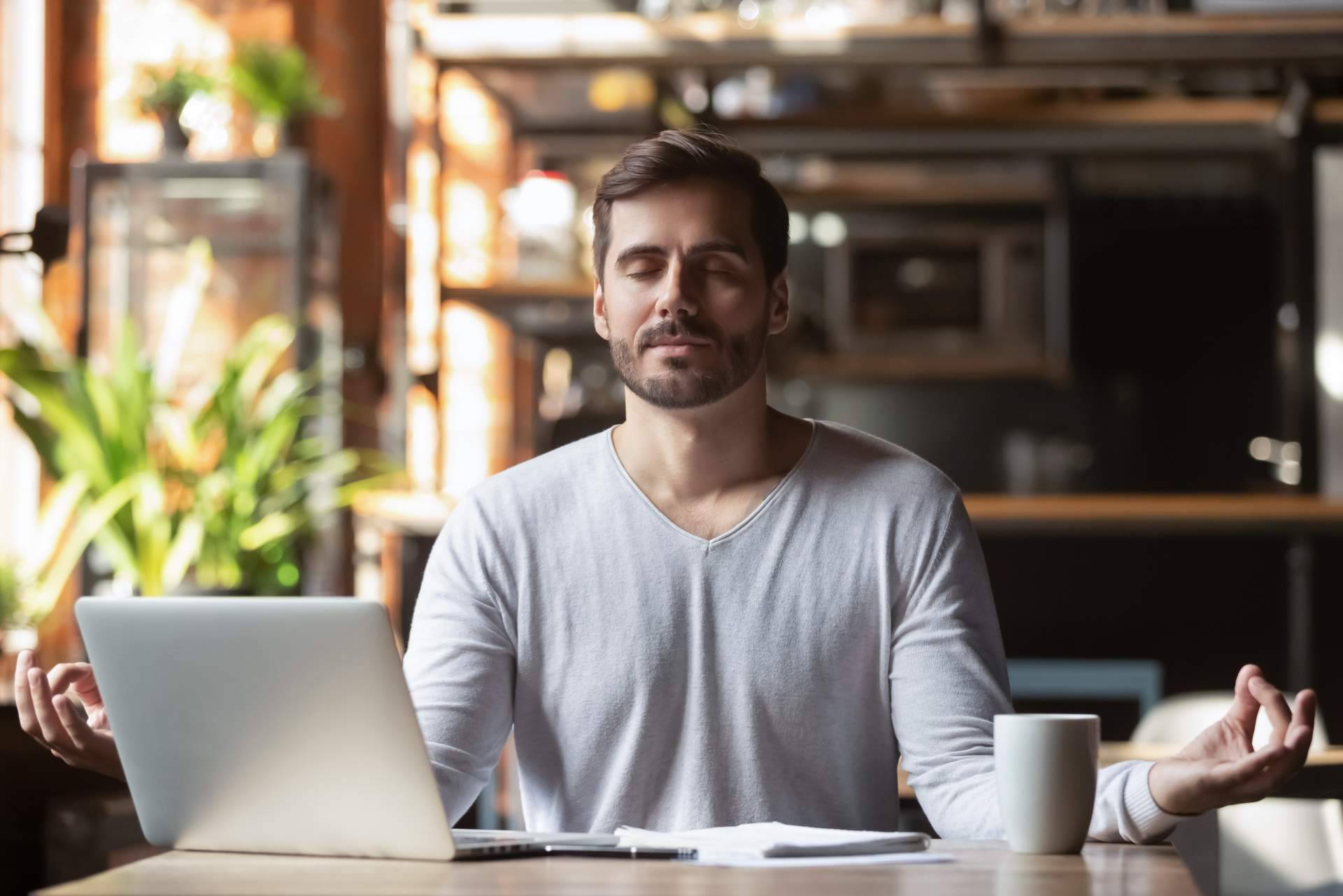 Belios sobre los beneficios del confort acústico en oficinas para los trabajadores