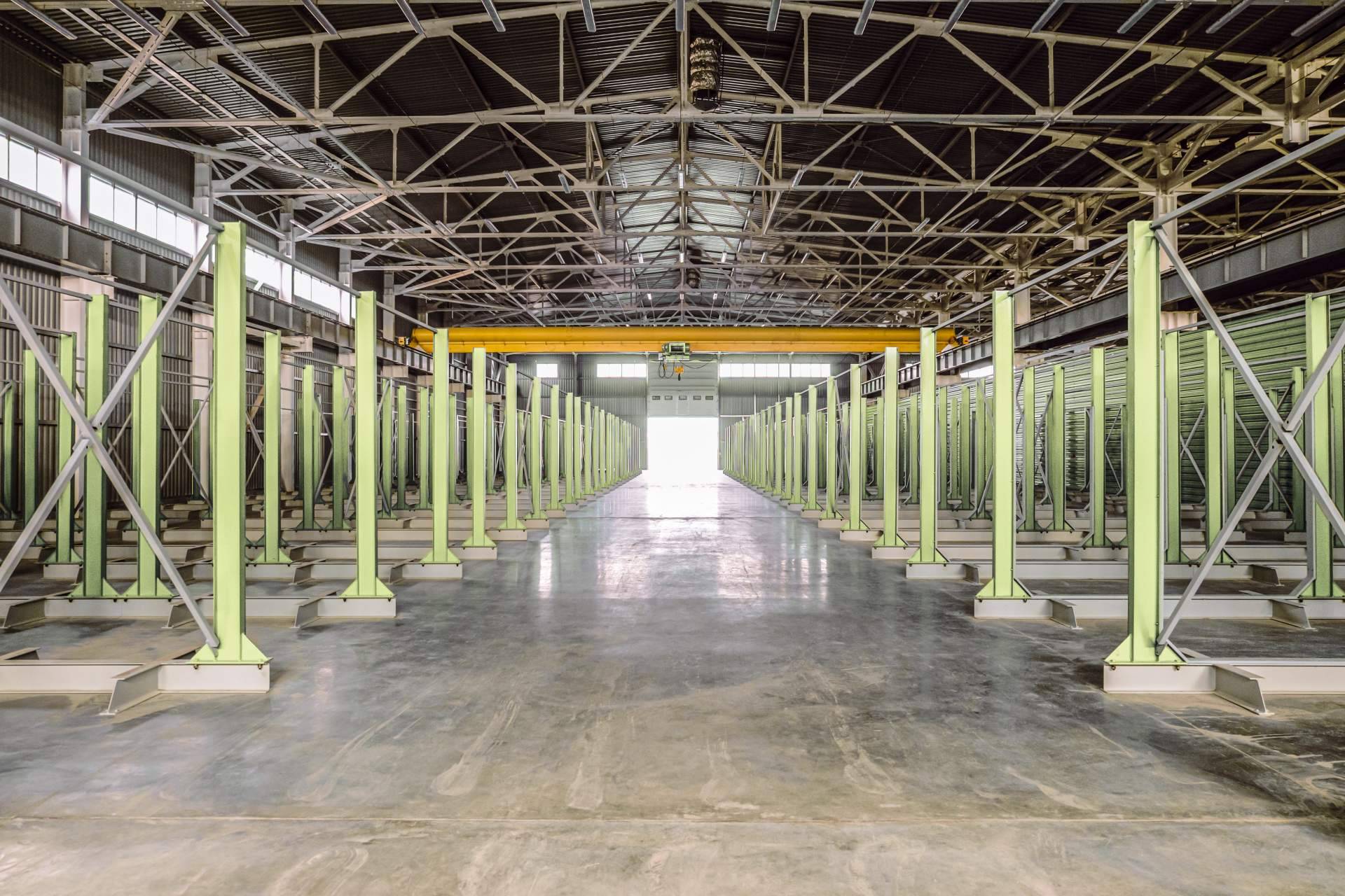Limpieza de naves industriales con ECOVALL
