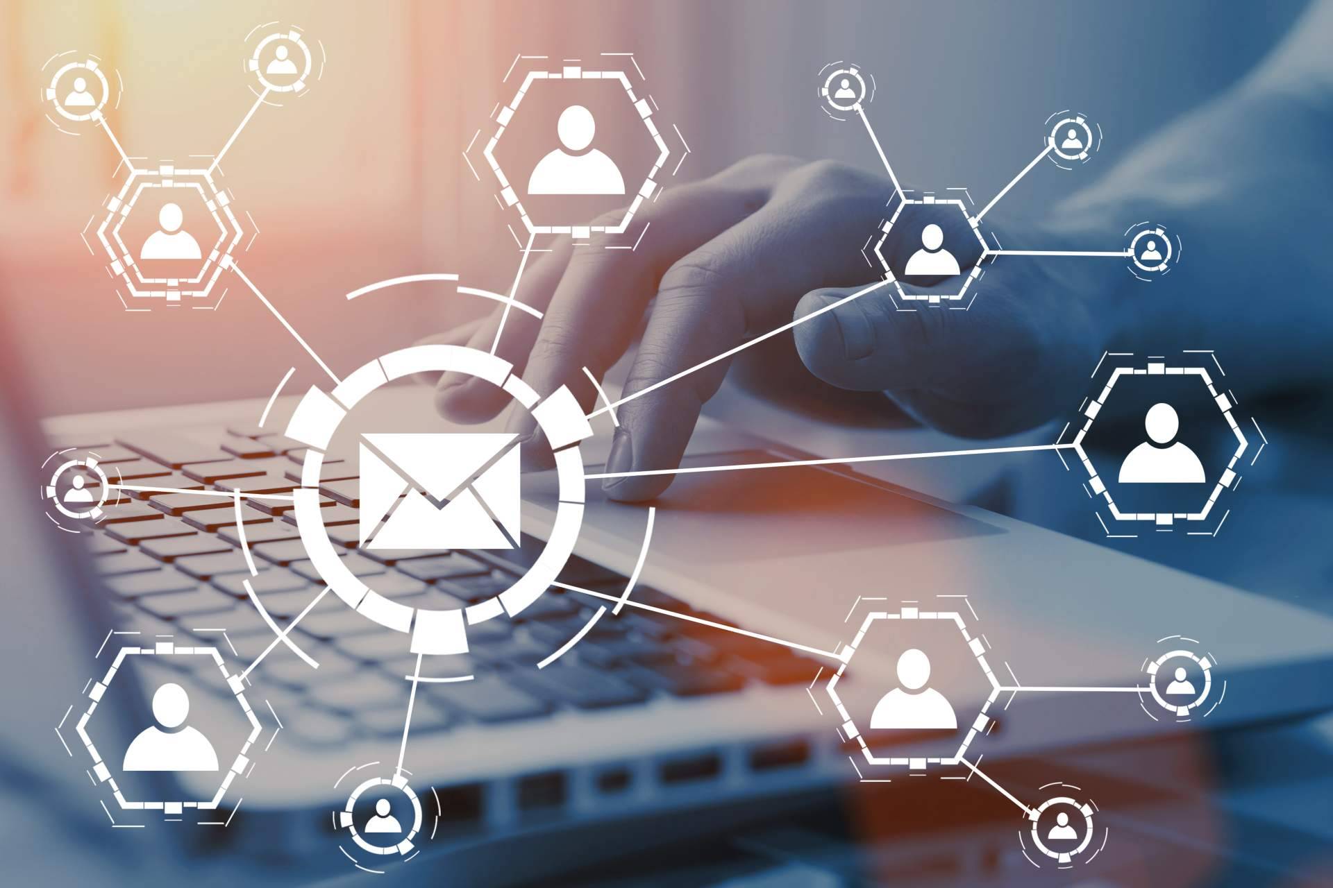 TaxDome dispone de servicios de gestión de correo electrónico