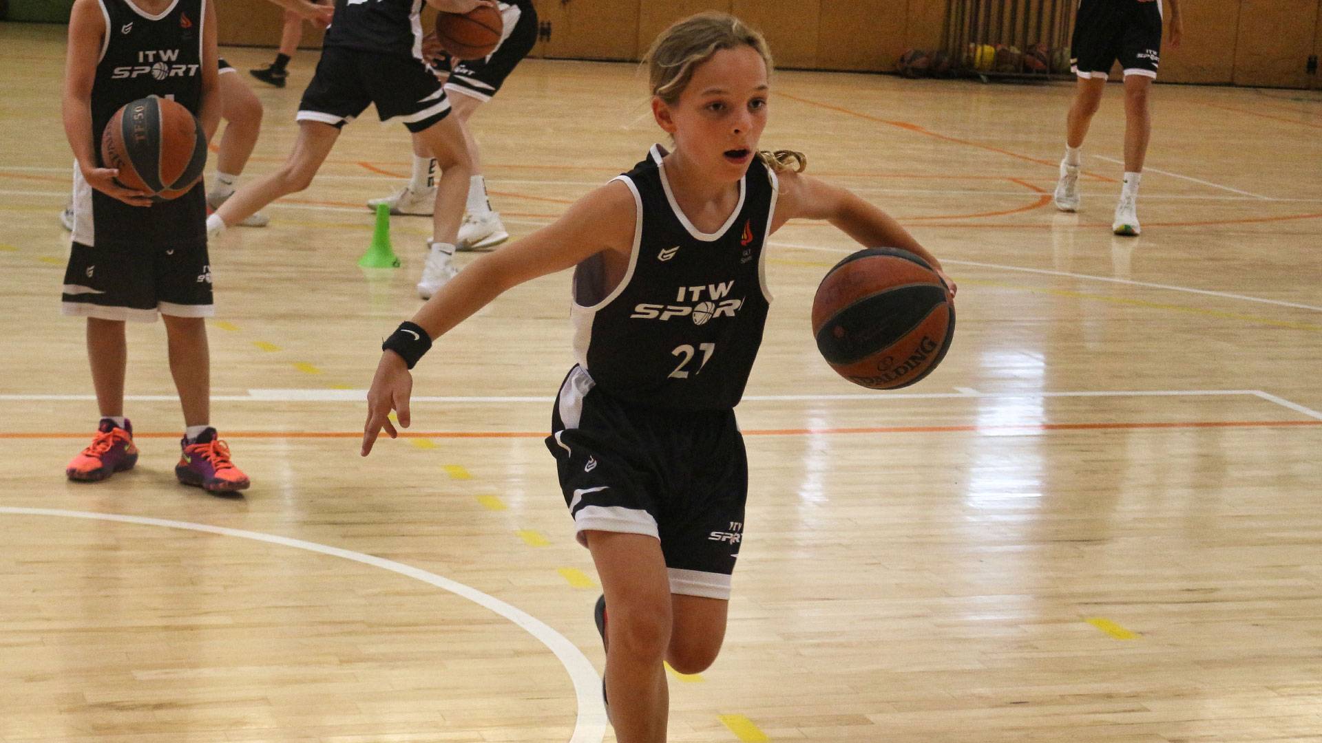 Entrenamiento de baloncesto en España, por ITW Sport