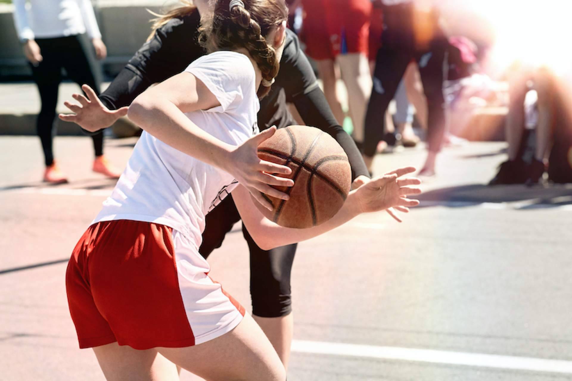 Aetrex lanza servicio de escaneo 3D de pies y plantillas personalizadas para potenciar el rendimiento y prevenir lesiones en el baloncesto en colaboración con BQSALUT de la Federación Catalana de Basket
