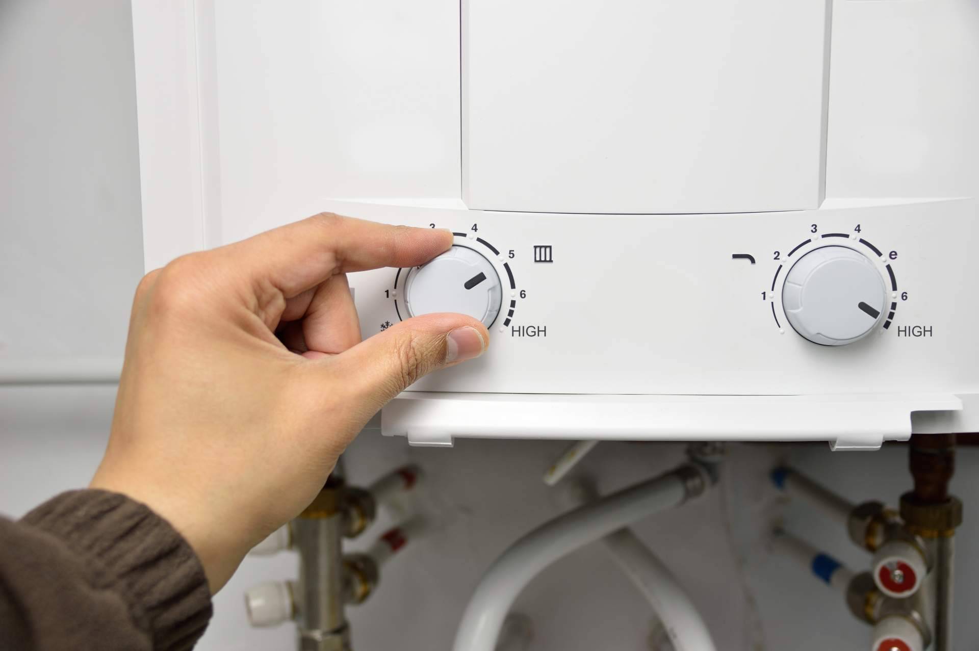 Fontaneros Fernández y la instalación de un termo eléctrico