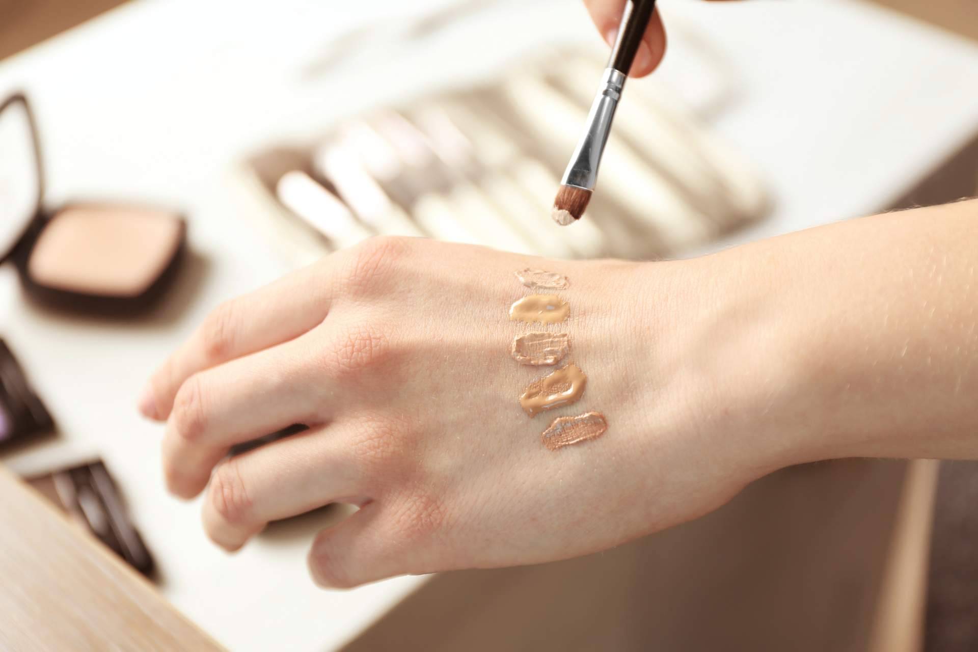 Conseguir maquillaje de calidad de la mano de Tuscomprasdeconfianza.com