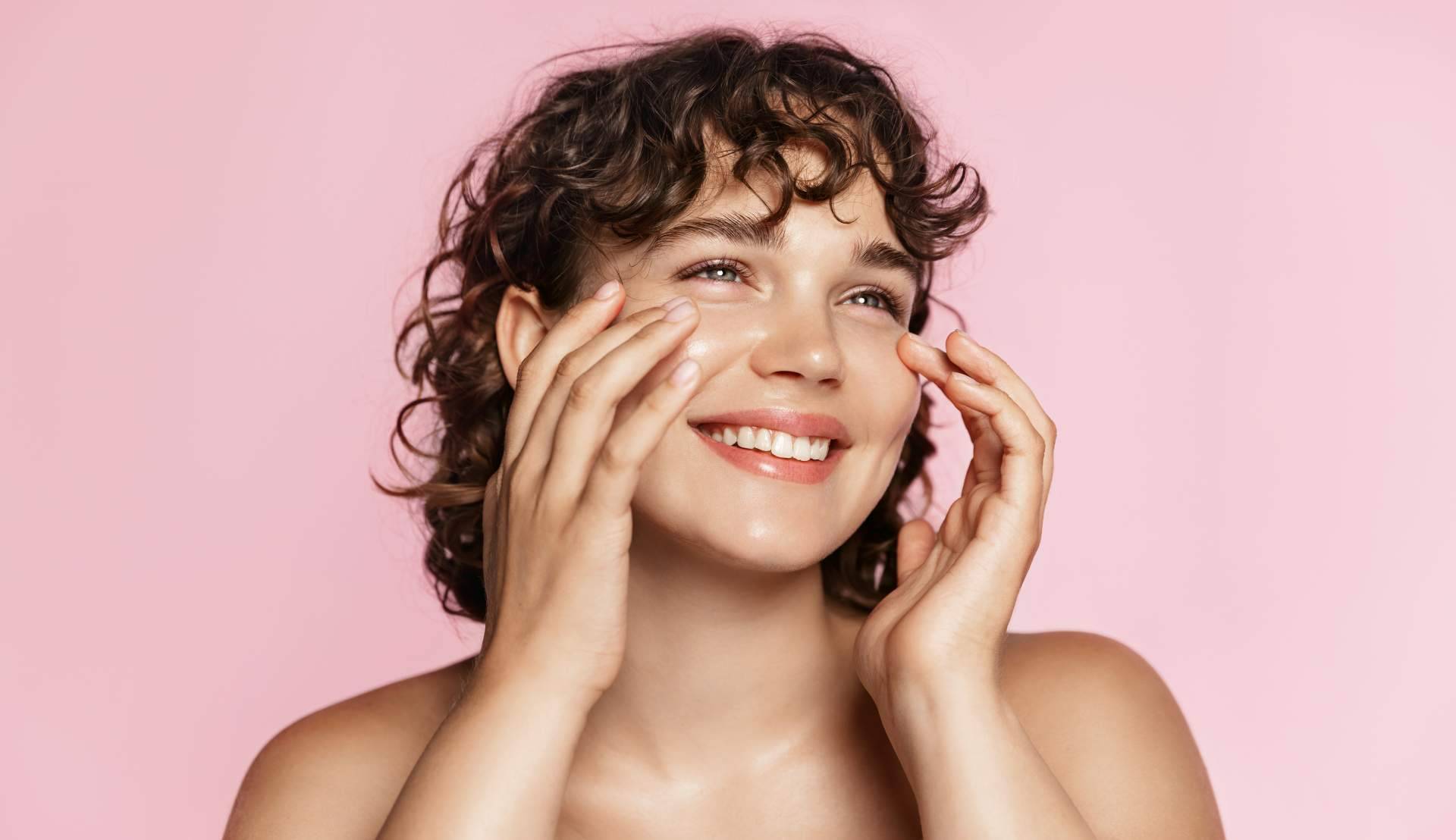 Renovar la belleza otoñal con Mediterranean Superfoods; descubrir el secreto de un cutis luminoso gracias al pack piel resplandeciente