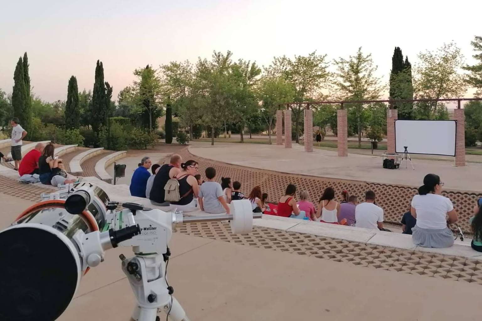 Orión Madrid Astroturismo sobre la importancia de la divulgación astronómica en centros educativos