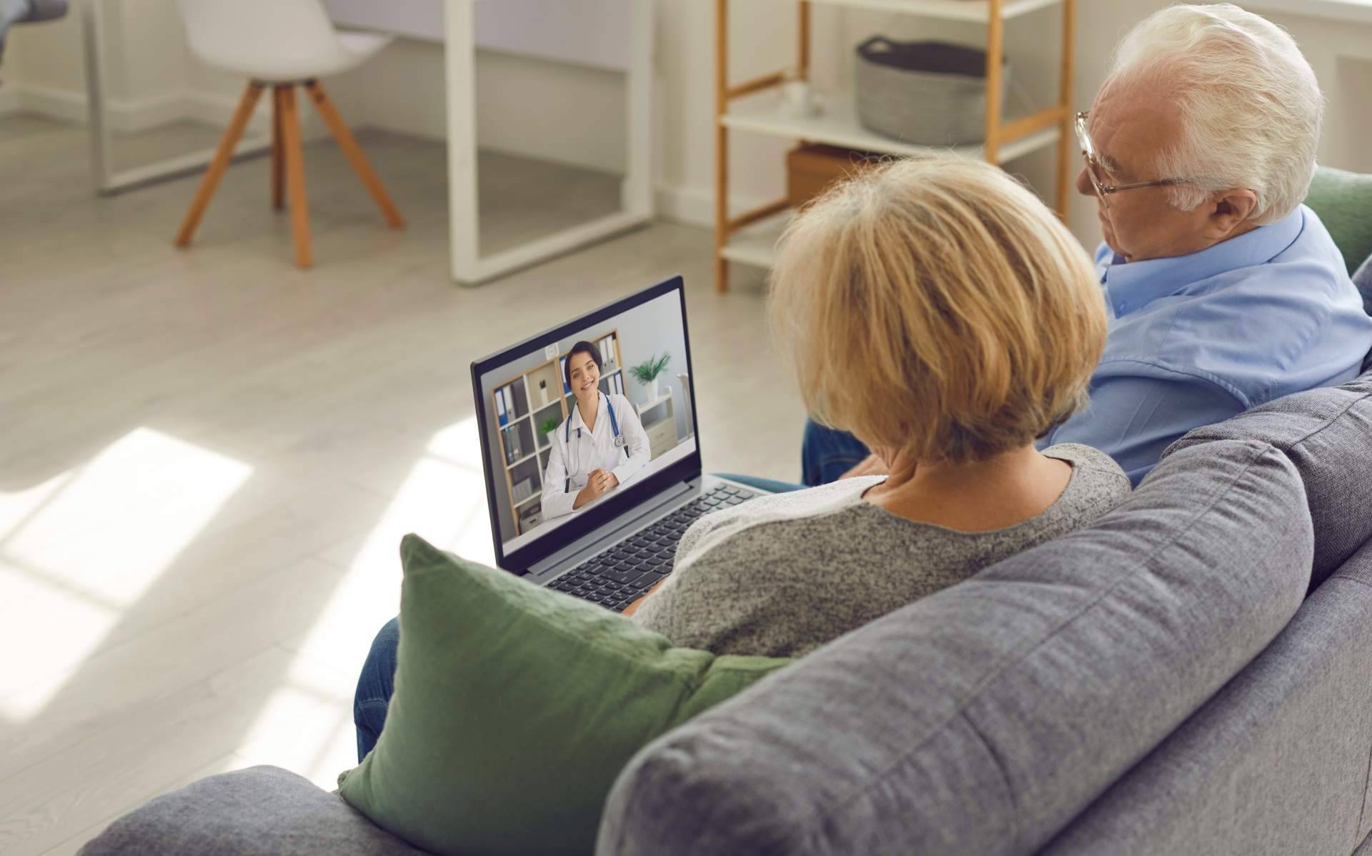 Los beneficios de la atención médica virtual con los expertos de CareMe